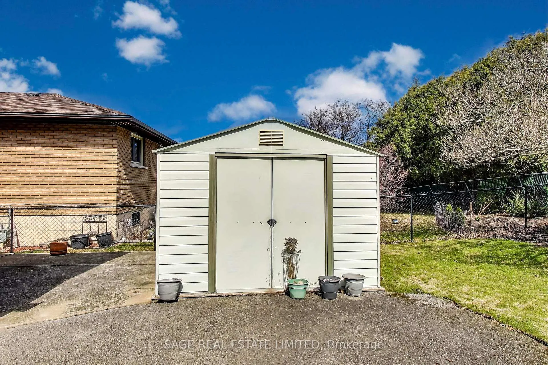 Photo 38 of 72 Glenvale Drive, Hamilton, Gilkson — HOMEH