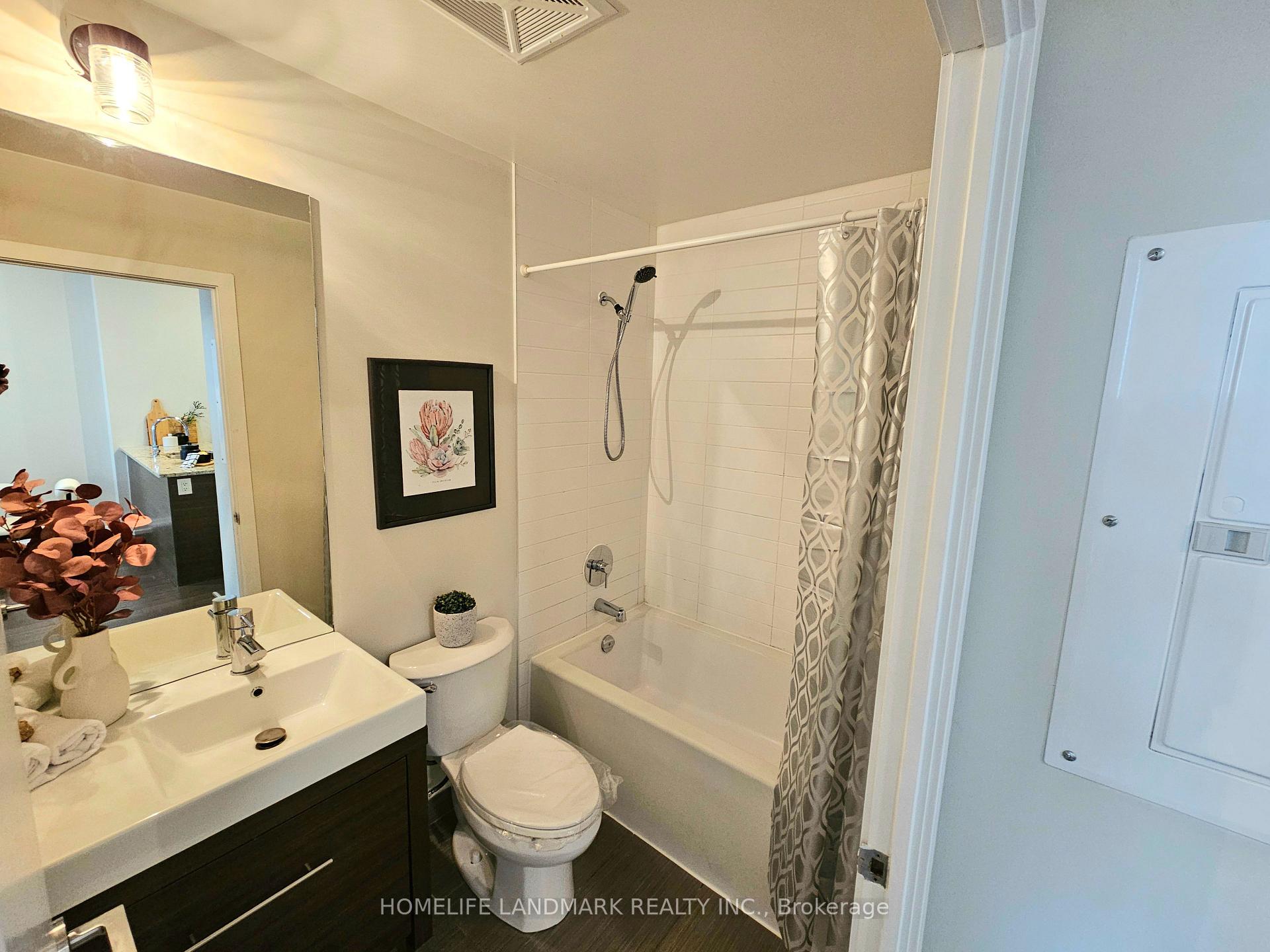 Photo 12 of Unit 3409, 70 Forest Manor Road, North York, Henry Farm — HOMEH