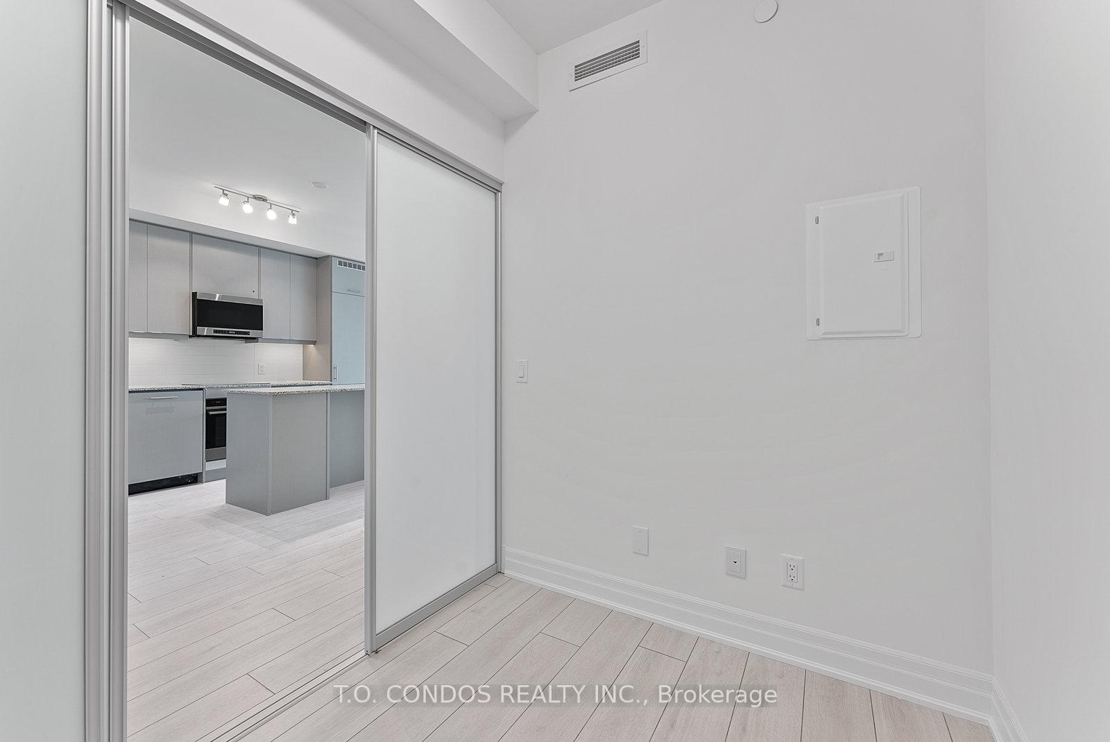 Photo 7 of Unit 505, 30 Elm Drive W, Mississauga, Fairview — HOMEH