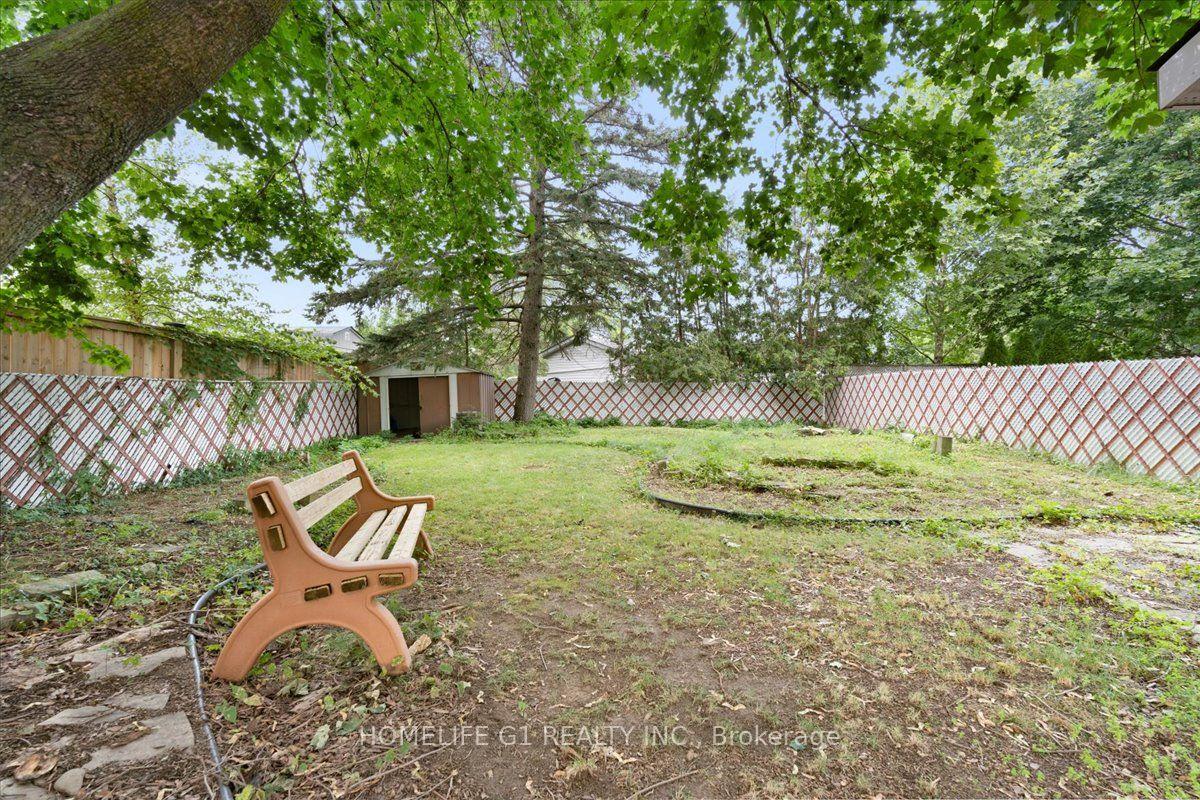 Photo 33 of 19 Milton Avenue W, Cambridge, Silver Heights — HOMEH