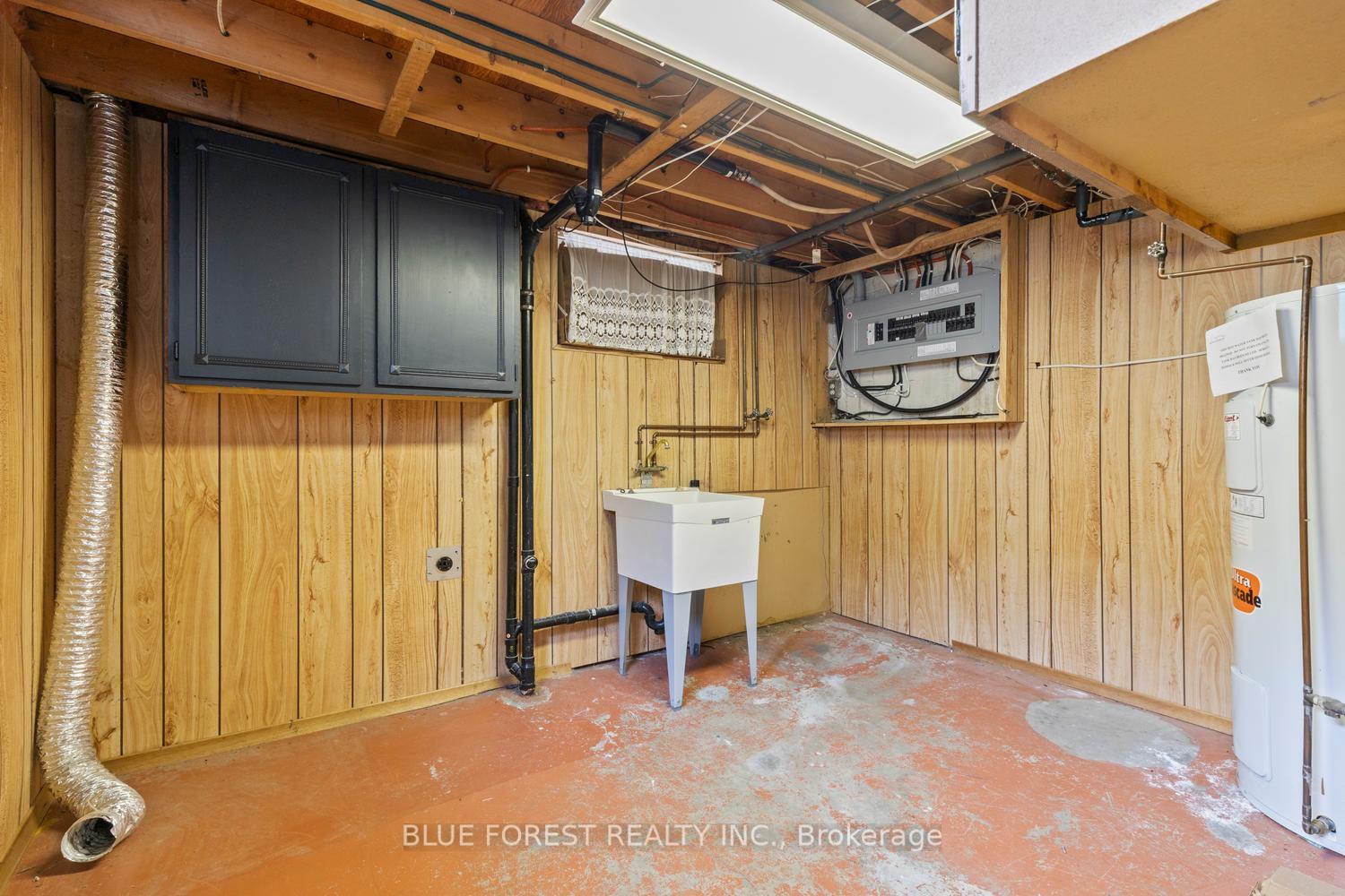 Photo 38 of 1117 Byron Baseline Road, London, South B — HOMEH