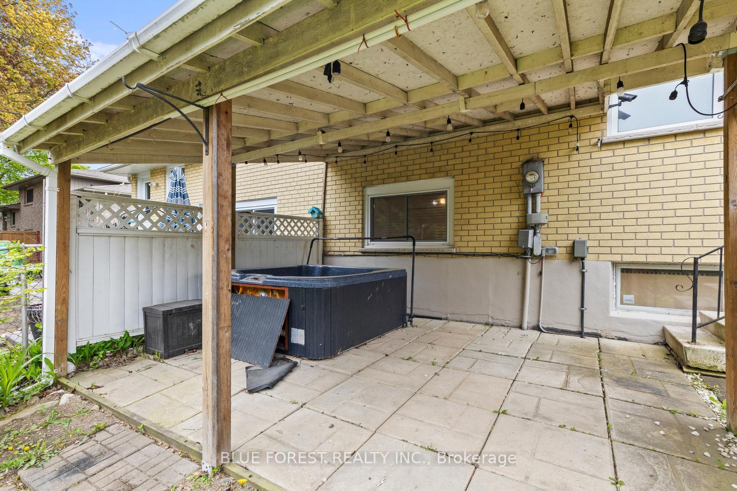Photo 44 of 1117 Byron Baseline Road, London, South B — HOMEH