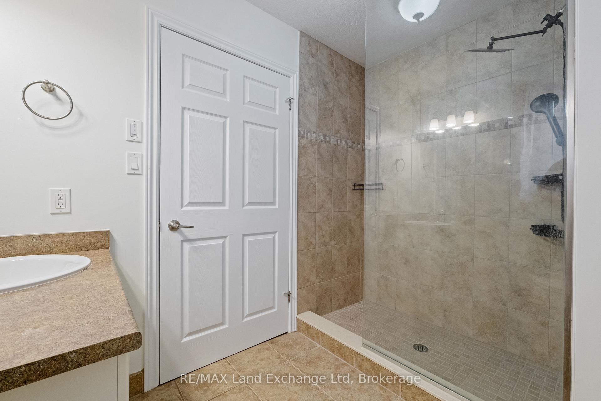 Photo 28 of 401 Carling Terrace, North Huron, Wingham — HOMEH