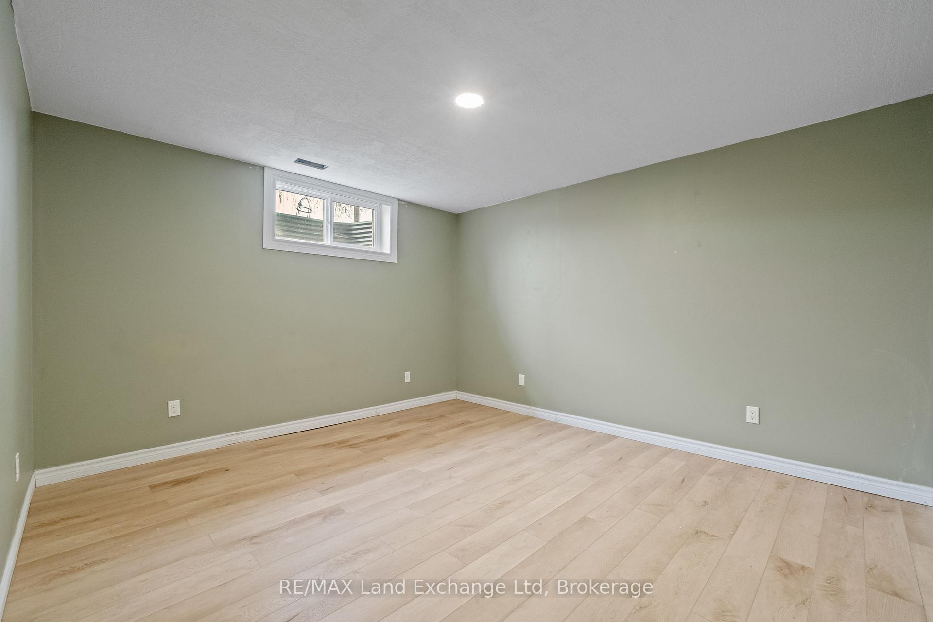 Photo 40 of 401 Carling Terrace, North Huron, Wingham — HOMEH