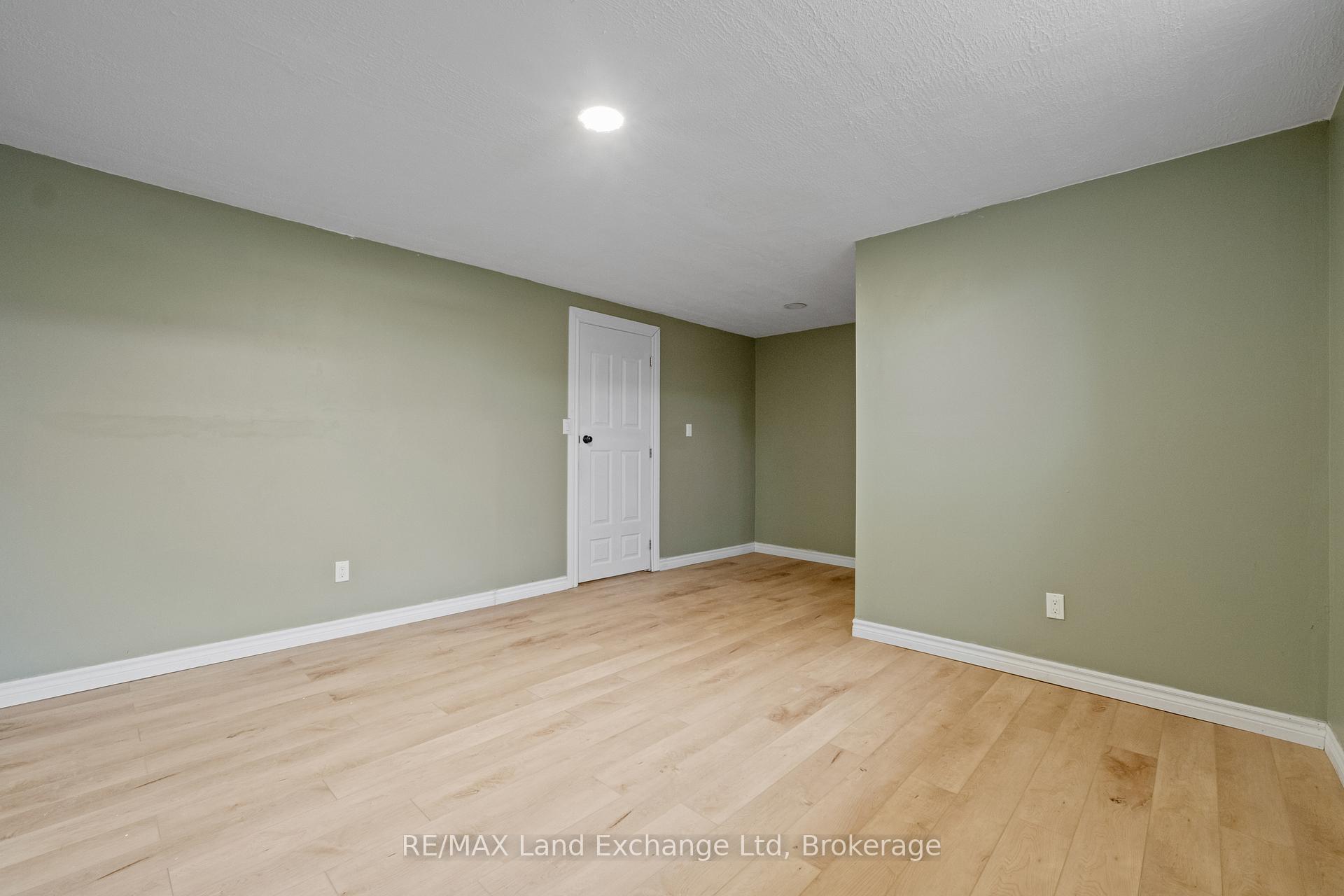 Photo 42 of 401 Carling Terrace, North Huron, Wingham — HOMEH