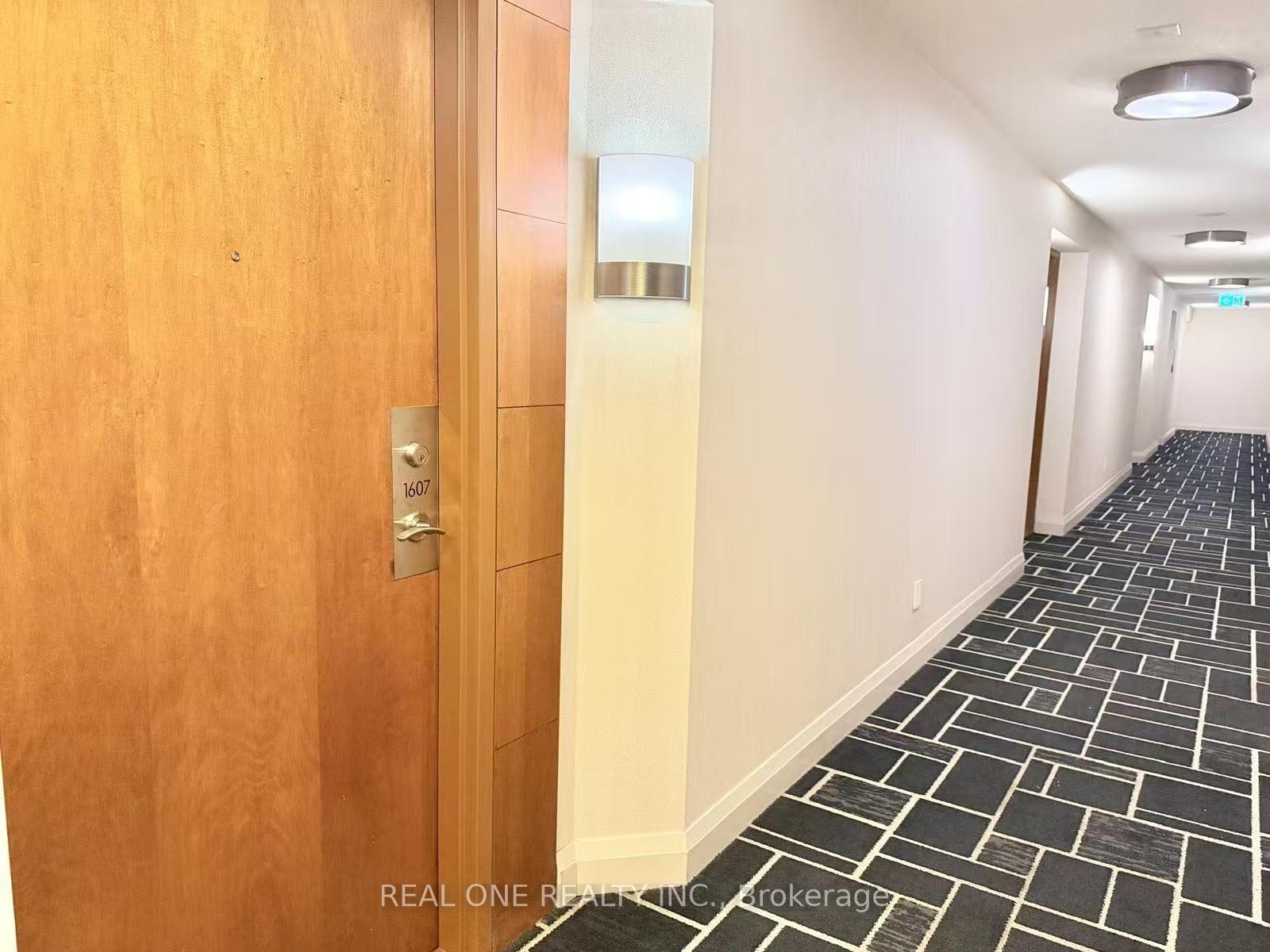 Photo 6 of Unit 1607, 31 Bales Avenue, North York, Willowdale East — HOMEH