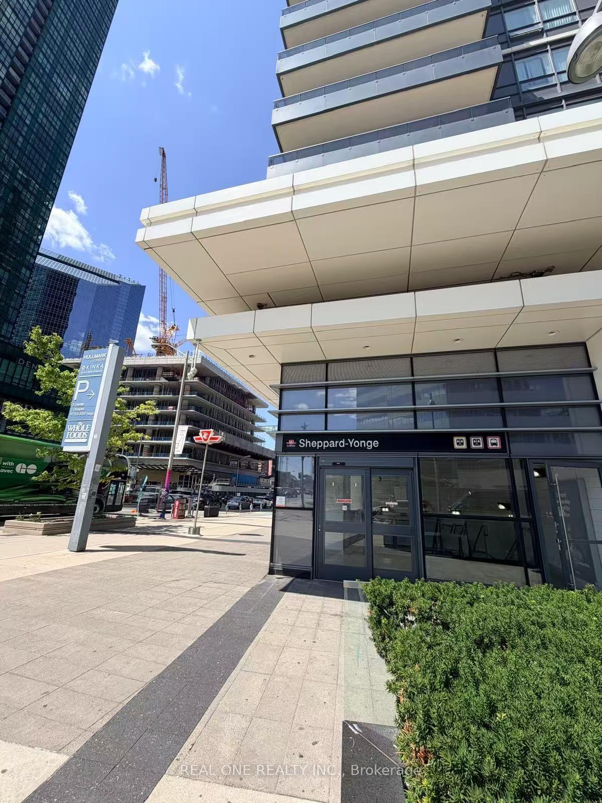 Photo 17 of Unit 1607, 31 Bales Avenue, North York, Willowdale East — HOMEH