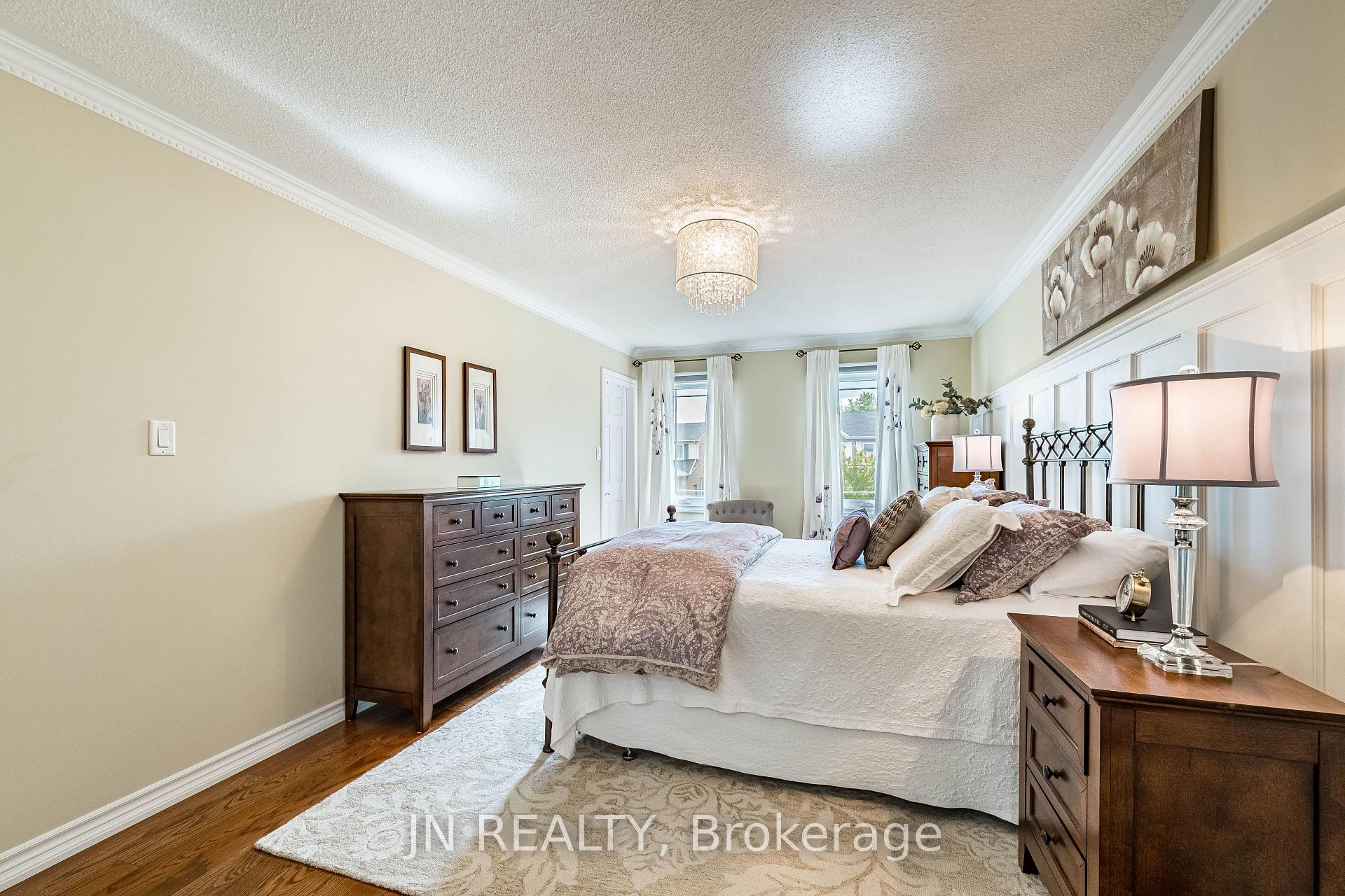 Photo 30 of 2 Nimrod Crescent, Brampton, Westgate — HOMEH