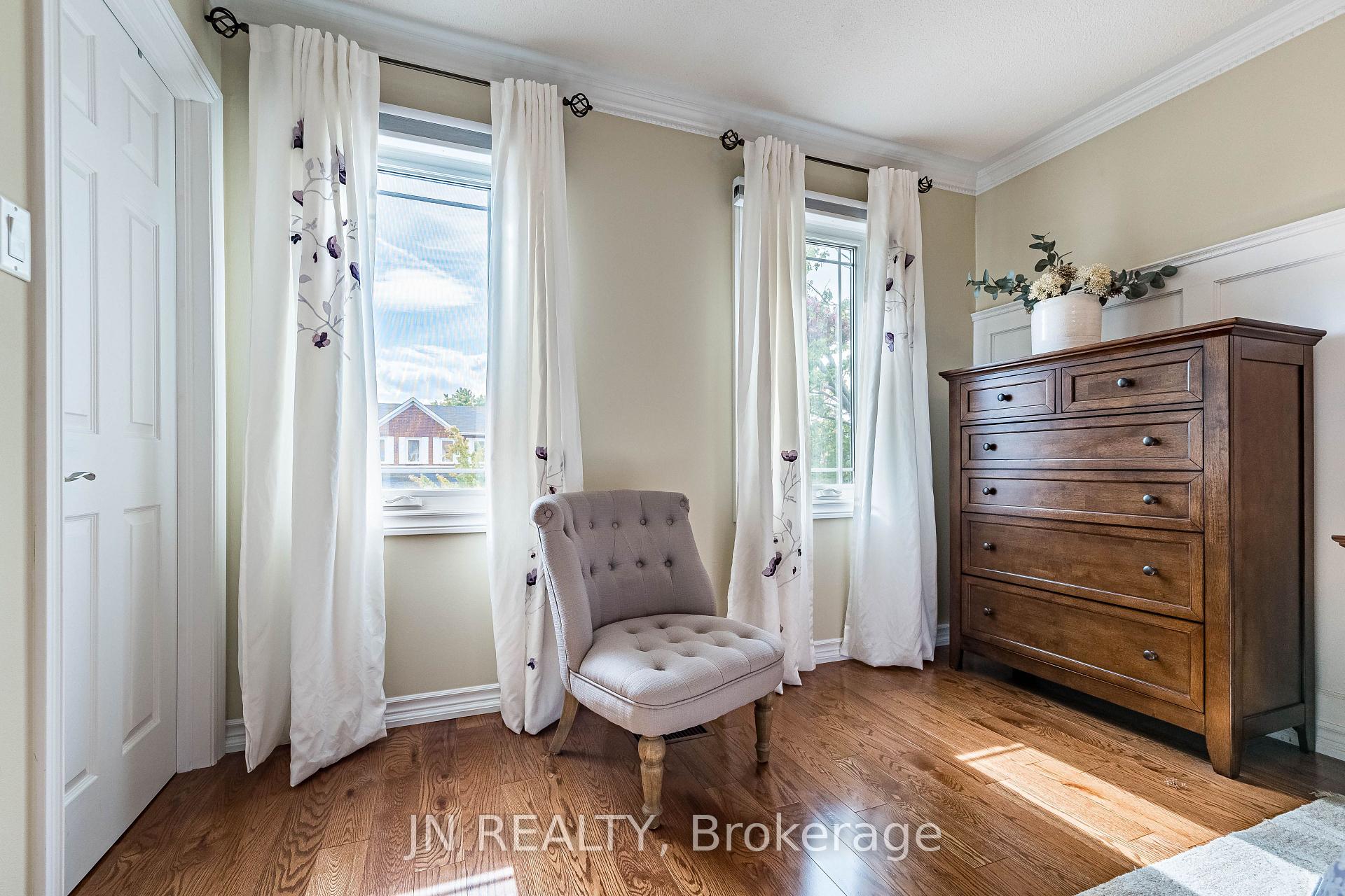 Photo 31 of 2 Nimrod Crescent, Brampton, Westgate — HOMEH