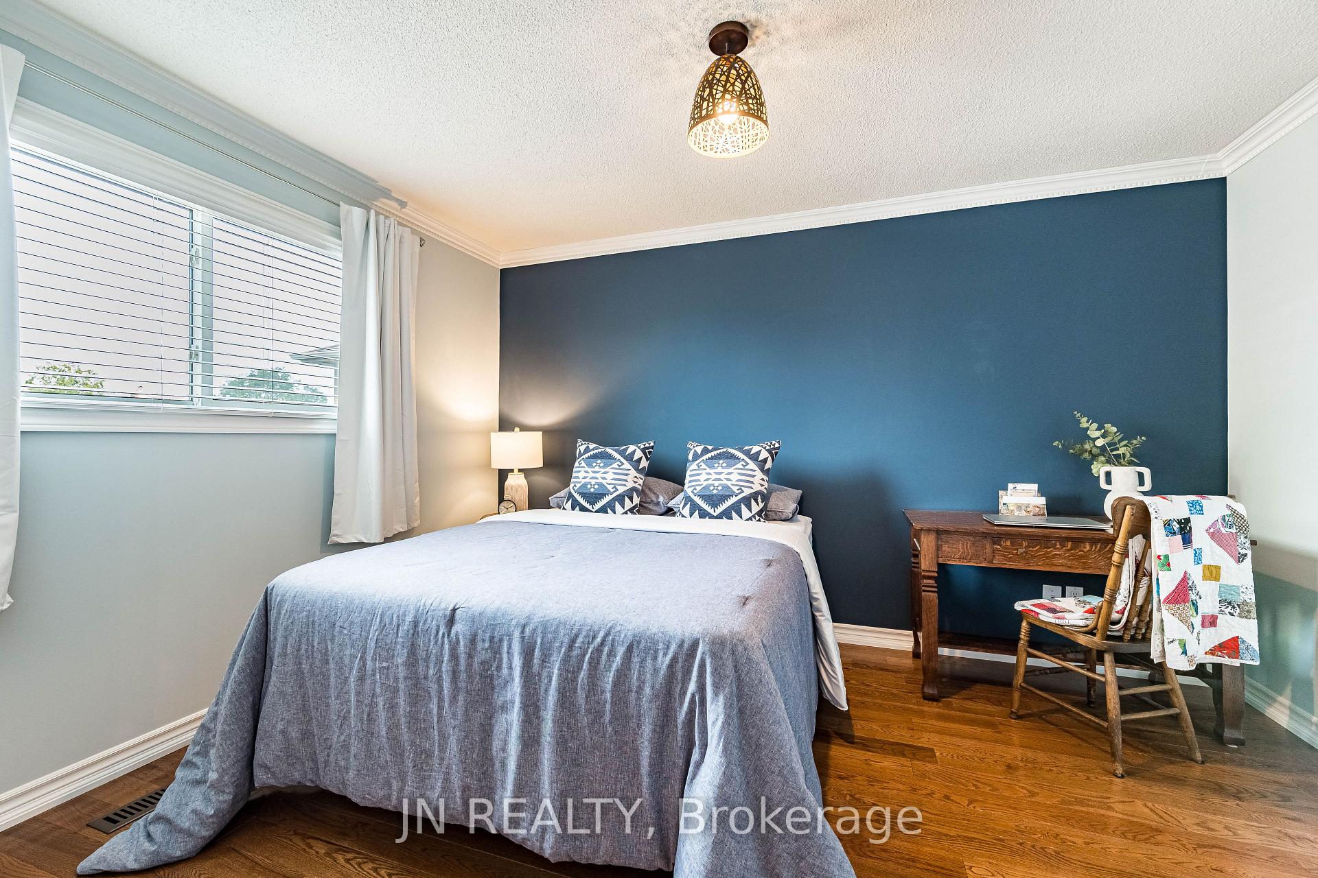 Photo 36 of 2 Nimrod Crescent, Brampton, Westgate — HOMEH