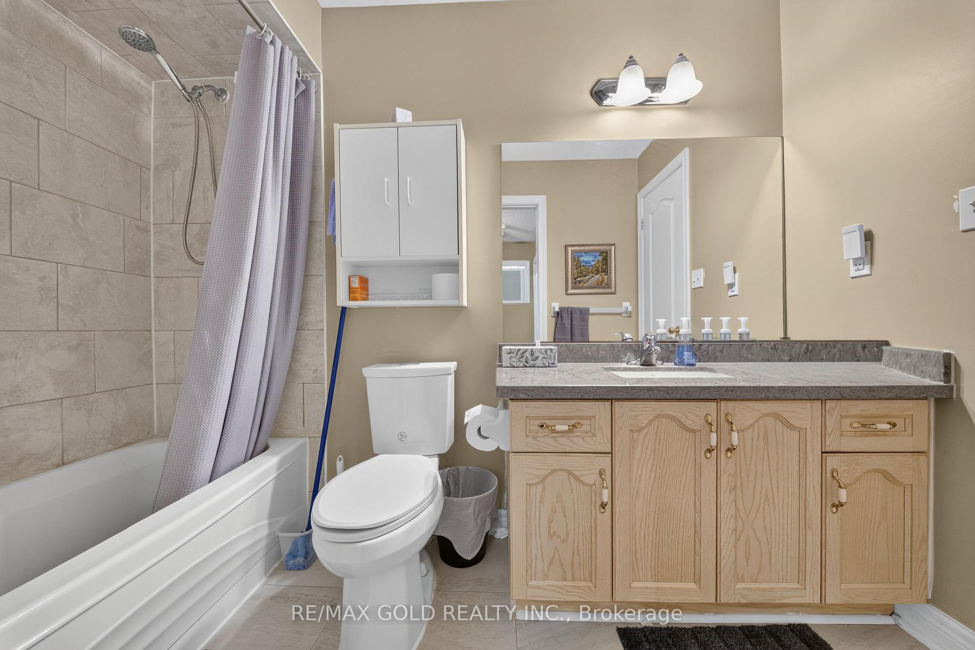 Photo 19 of 142 Pressed Brick Drive, Brampton, Brampton North — HOMEH