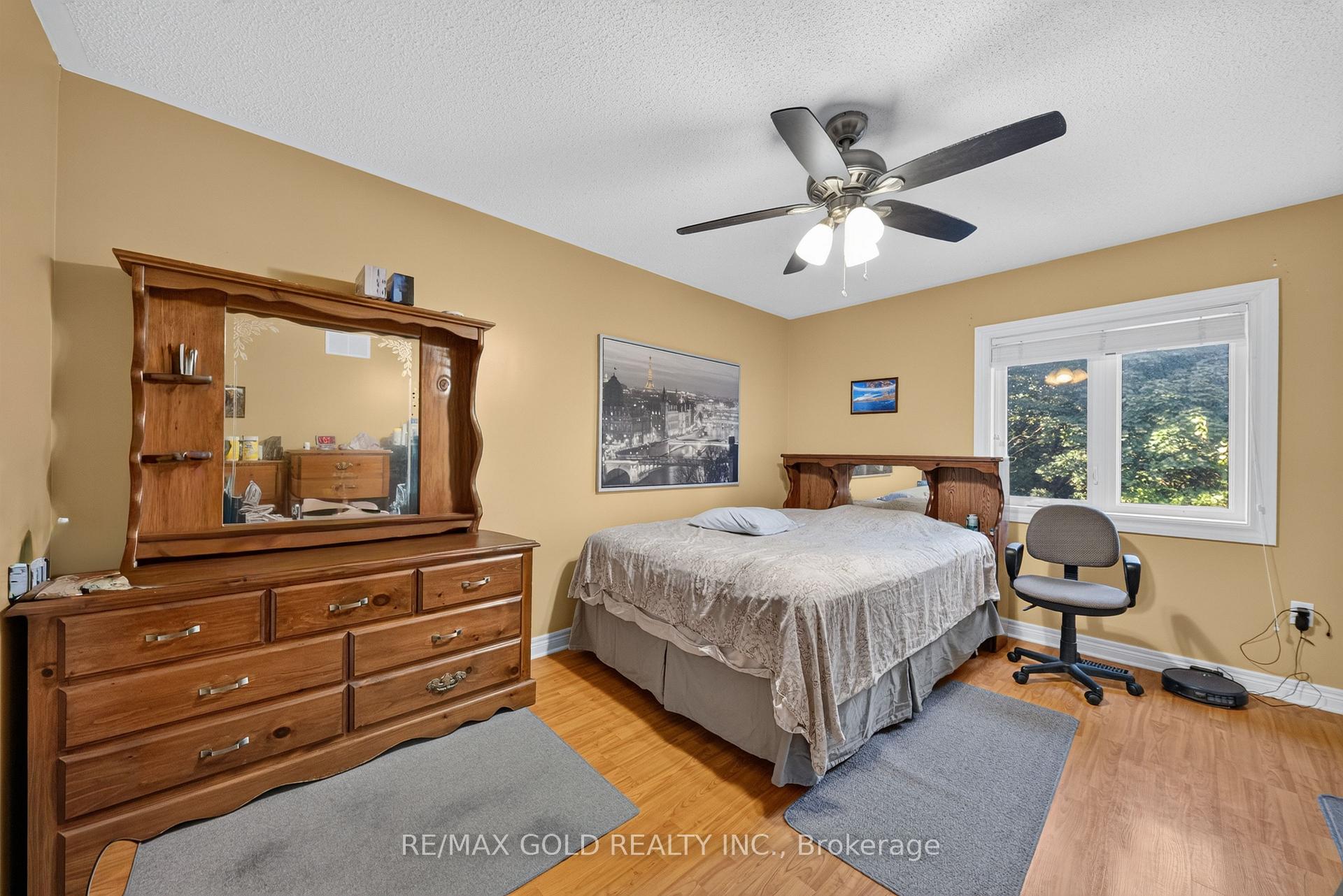 Photo 22 of 142 Pressed Brick Drive, Brampton, Brampton North — HOMEH