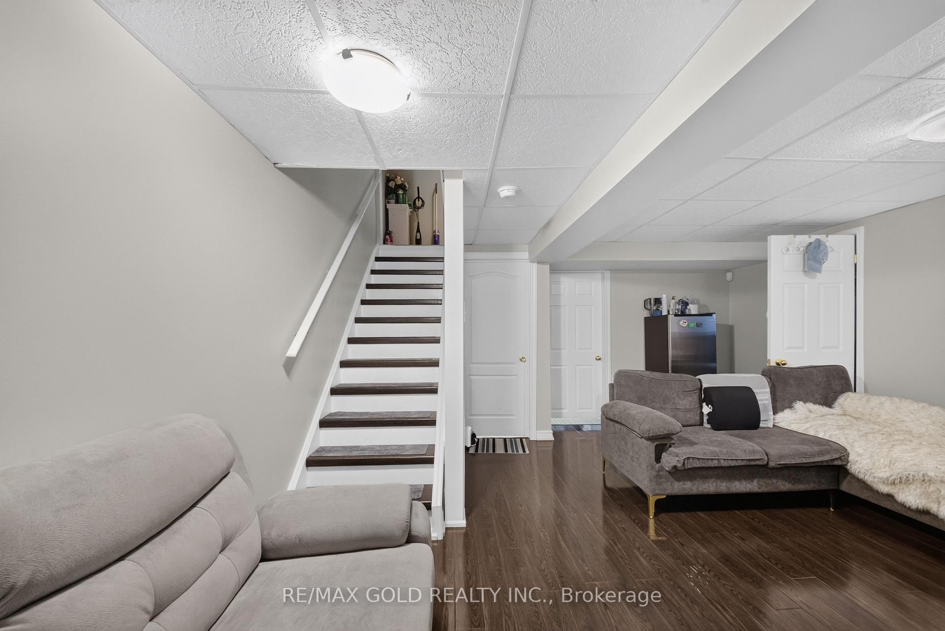 Photo 23 of 142 Pressed Brick Drive, Brampton, Brampton North — HOMEH