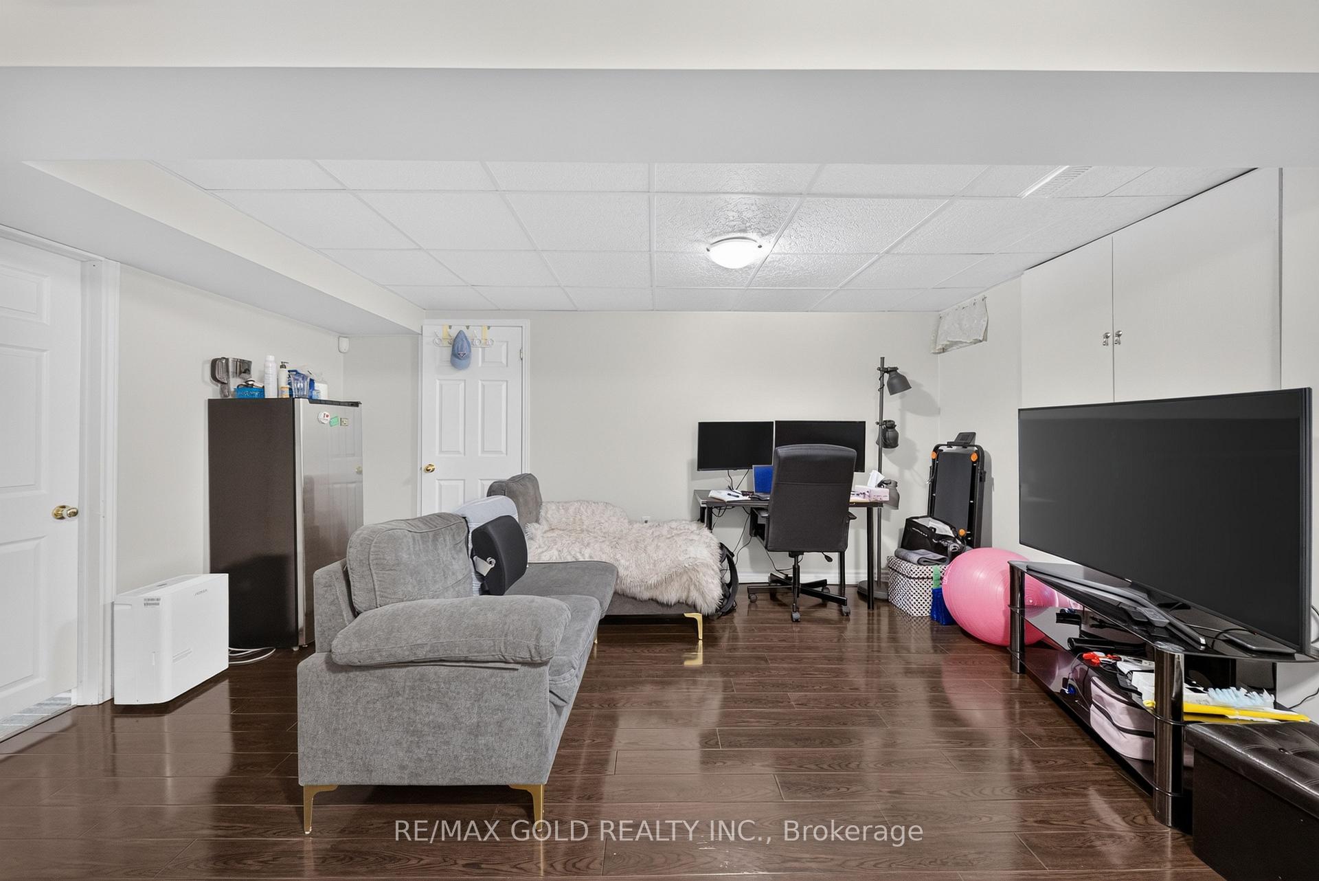Photo 24 of 142 Pressed Brick Drive, Brampton, Brampton North — HOMEH