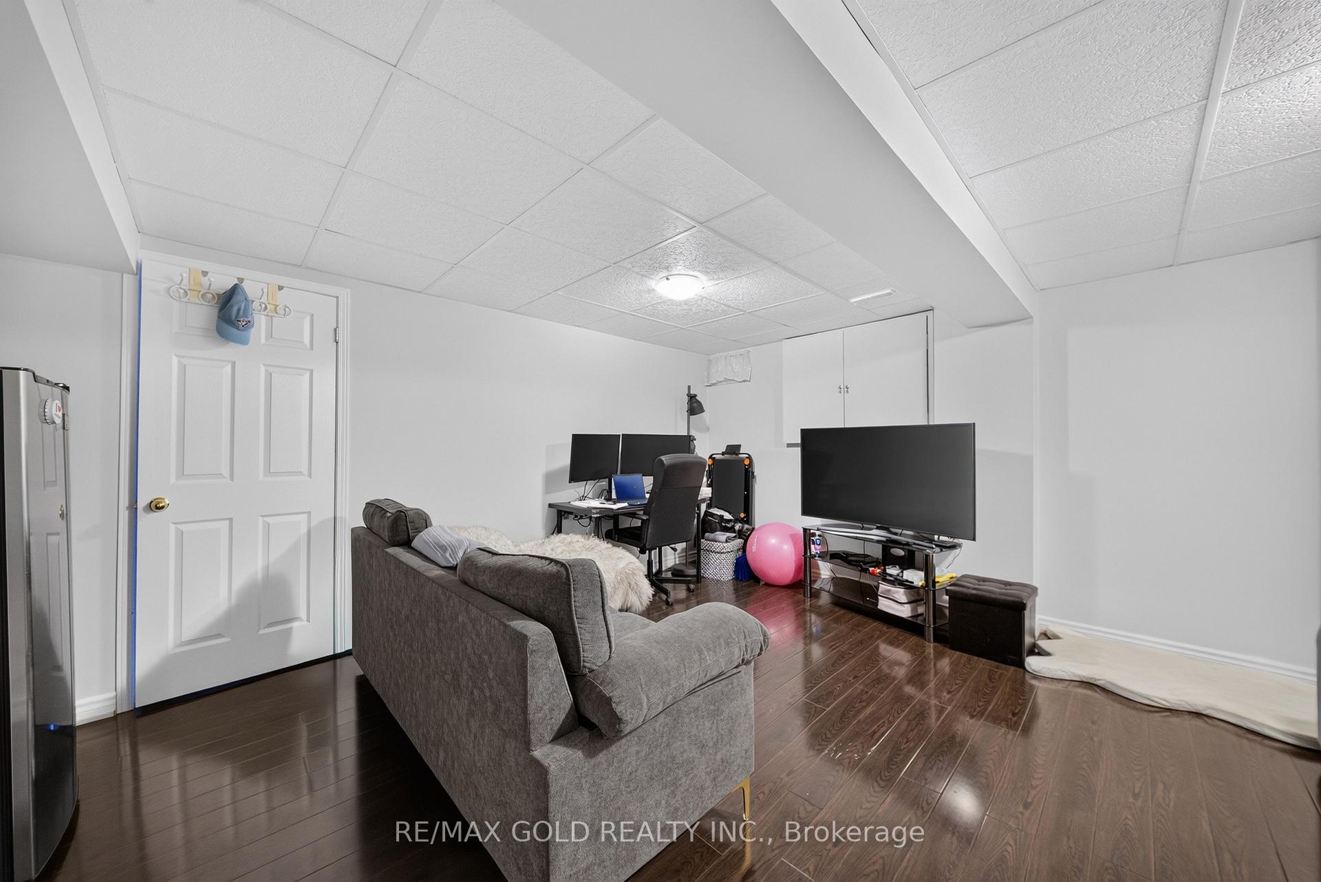 Photo 25 of 142 Pressed Brick Drive, Brampton, Brampton North — HOMEH