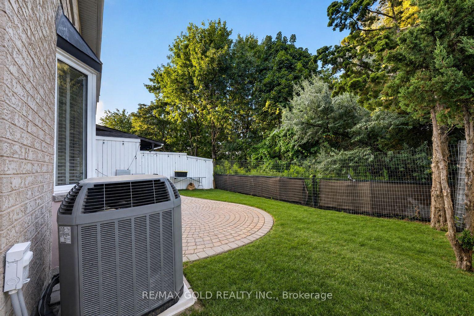 Photo 30 of 142 Pressed Brick Drive, Brampton, Brampton North — HOMEH