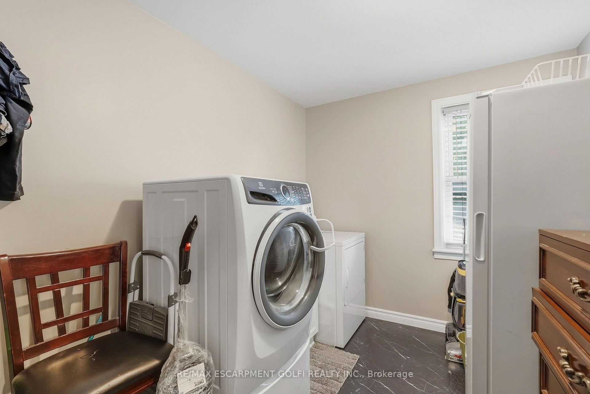 Photo 11 of 73 Dodson Street, Hamilton, Balfour — HOMEH