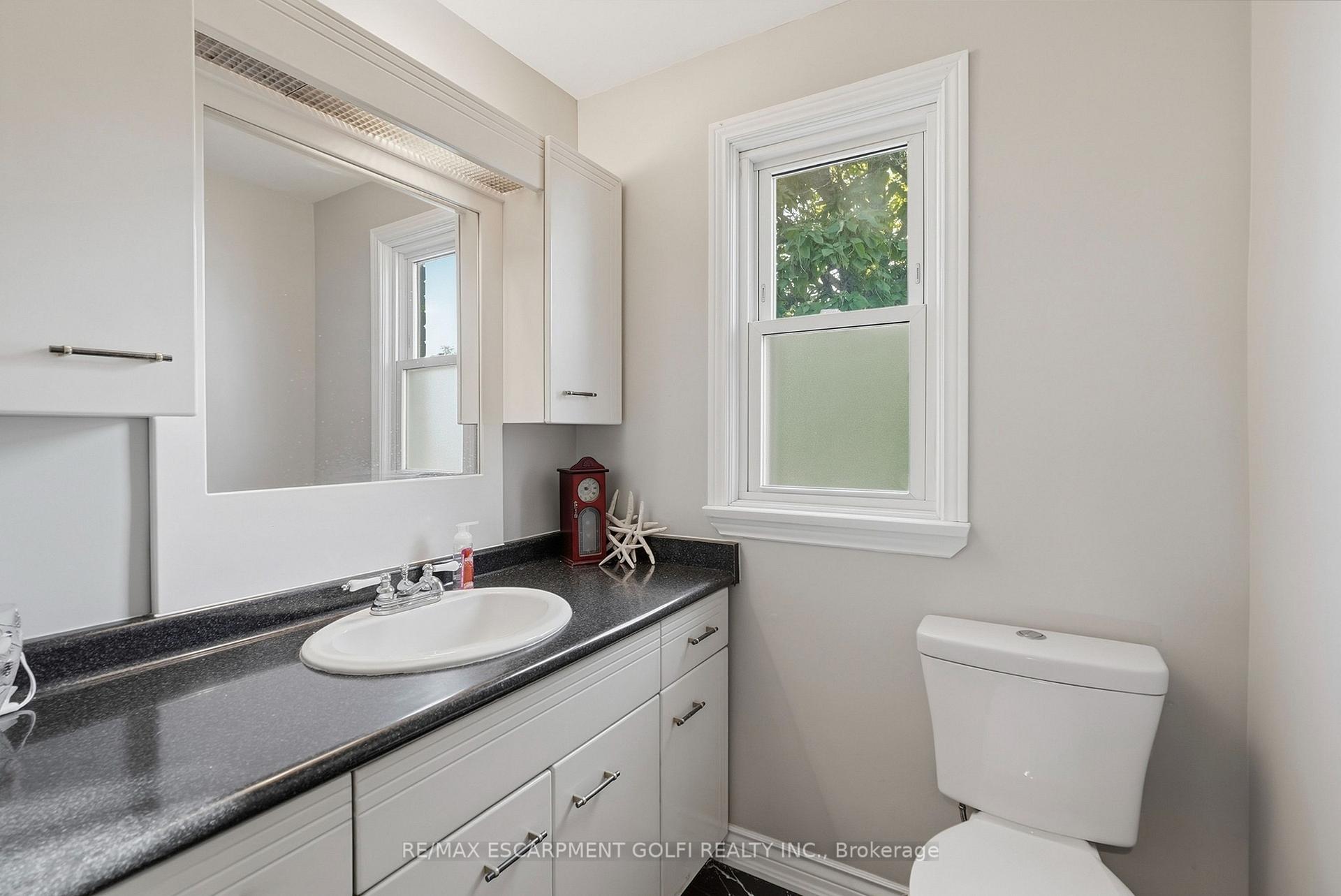 Photo 21 of 73 Dodson Street, Hamilton, Balfour — HOMEH