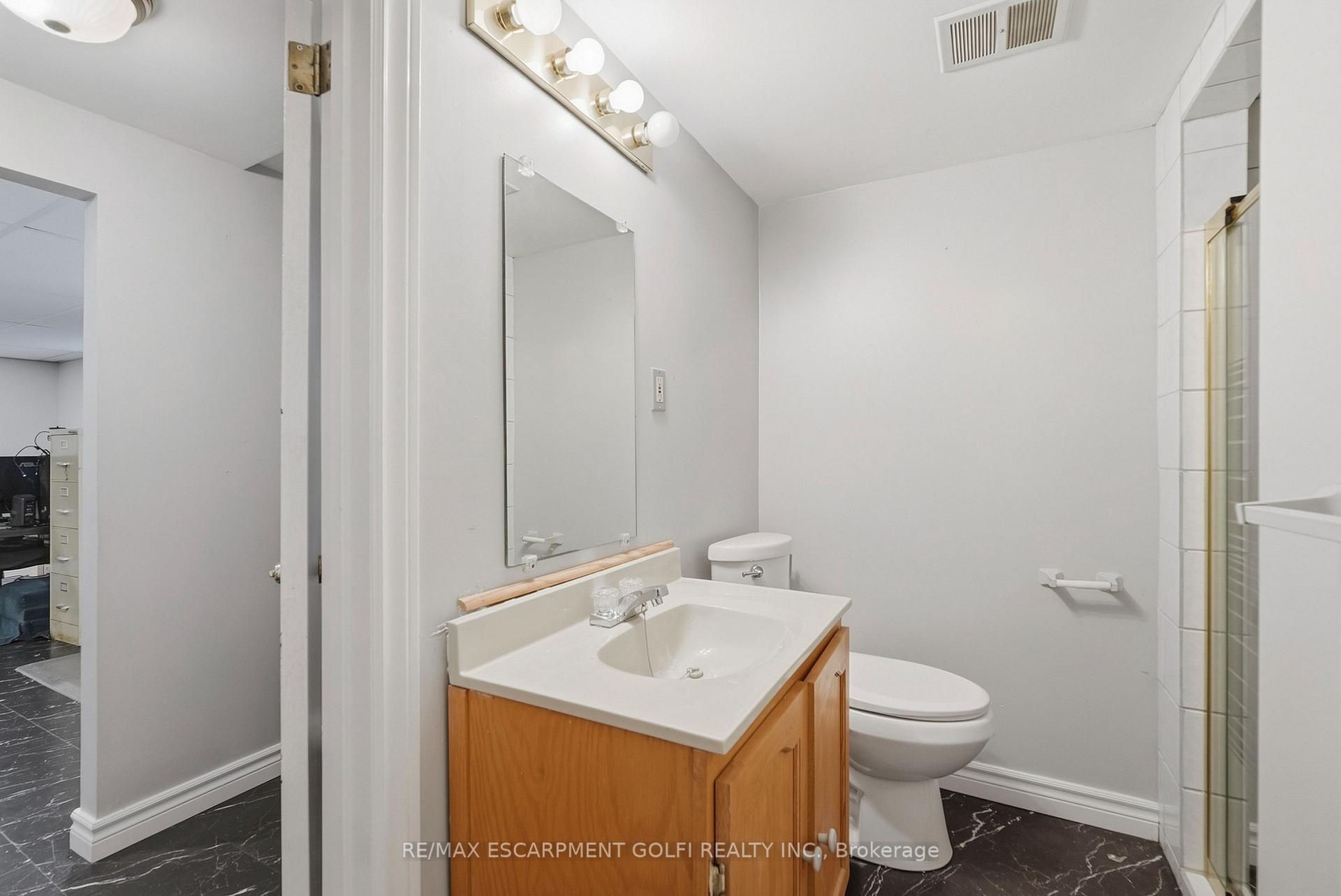 Photo 26 of 73 Dodson Street, Hamilton, Balfour — HOMEH