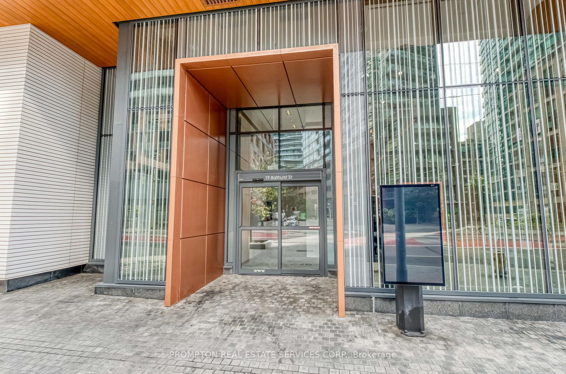 Photo 2 of Unit 4011, 19 Bathurst Street, Toronto, Waterfront Communities — HOMEH