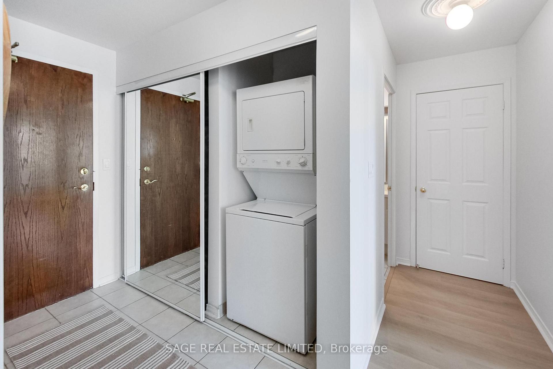 Photo 8 of Unit 1206, 9 Michael Power Place, Etobicoke, Islington-City Centre West — HOMEH