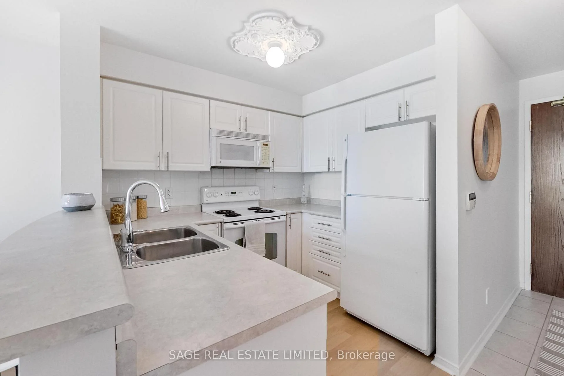 Photo 15 of Unit 1206, 9 Michael Power Place, Etobicoke, Islington-City Centre West — HOMEH