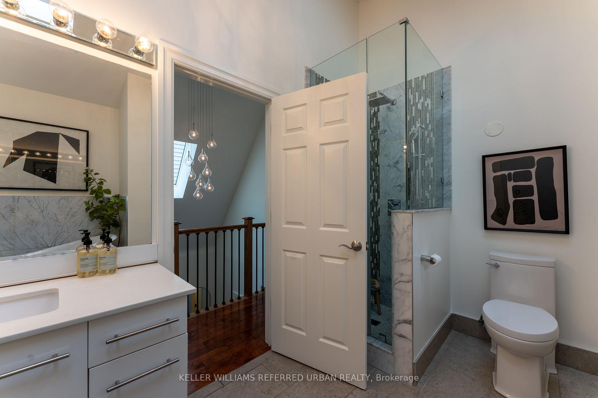 Photo 16 of 77 Oak Park Avenue, Toronto, Woodbine-Lumsden — HOMEH