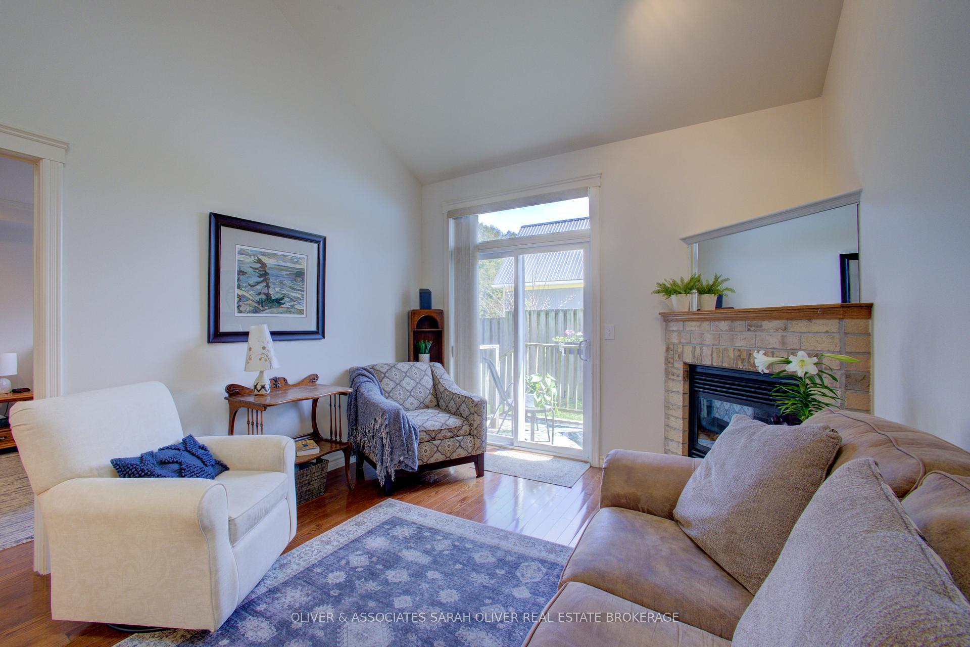 Photo 6 of Unit 6, 433 Queen Street, Kincardine — HOMEH
