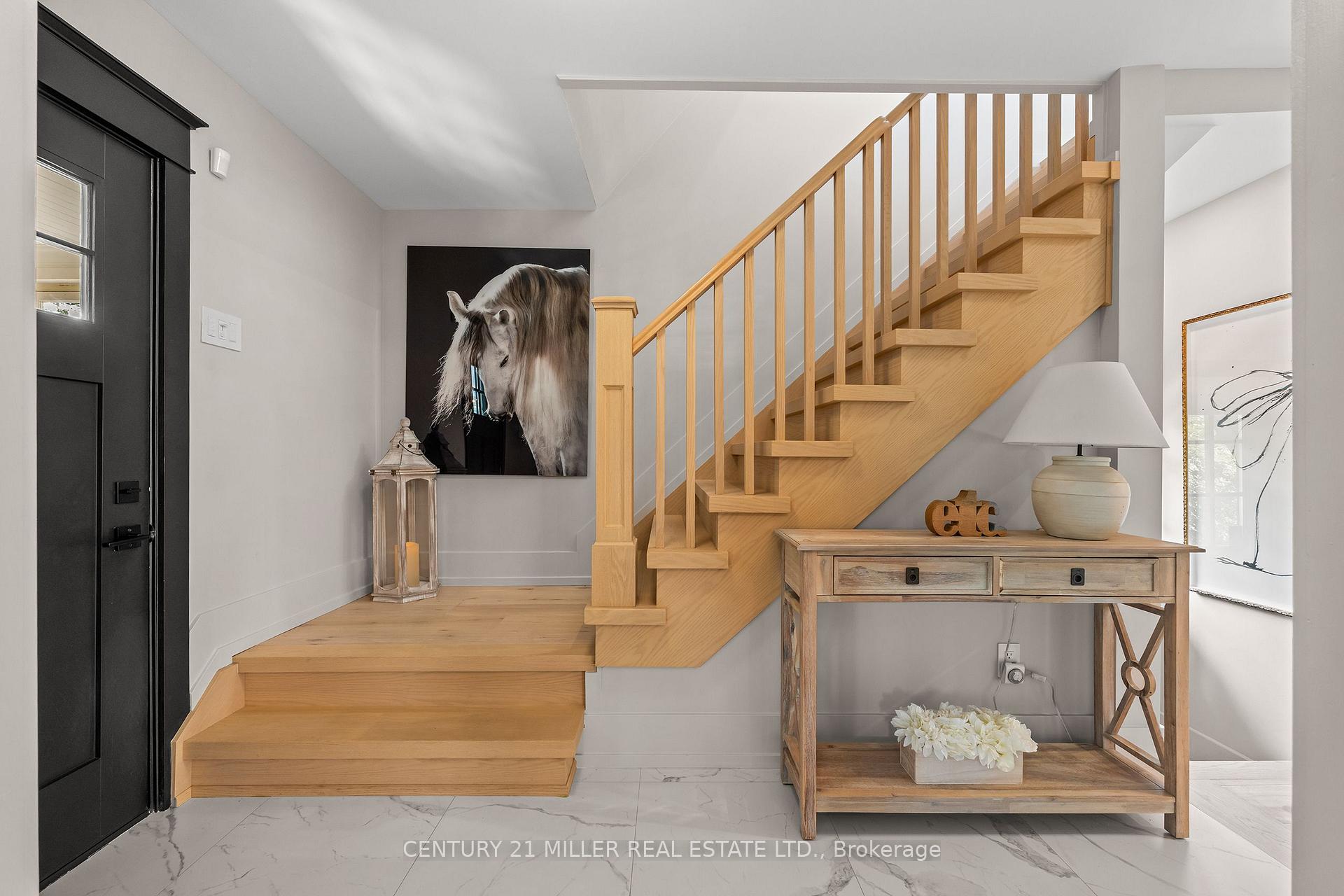 Photo 15 of 139 Allan Street, Oakville, Old Oakville — HOMEH