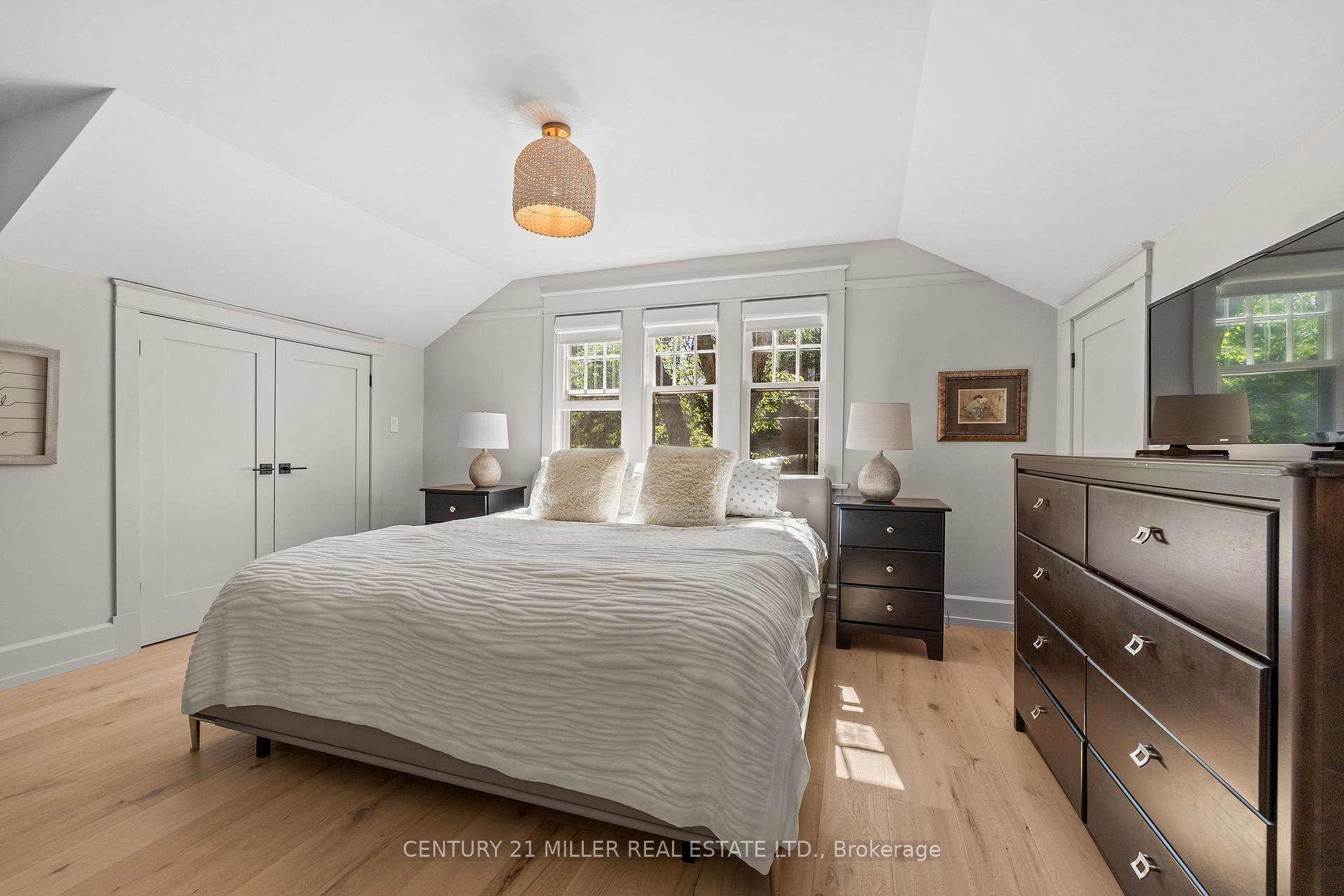 Photo 45 of 139 Allan Street, Oakville, Old Oakville — HOMEH