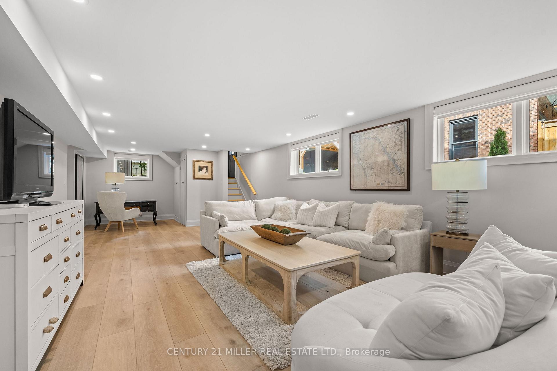 Photo 57 of 139 Allan Street, Oakville, Old Oakville — HOMEH