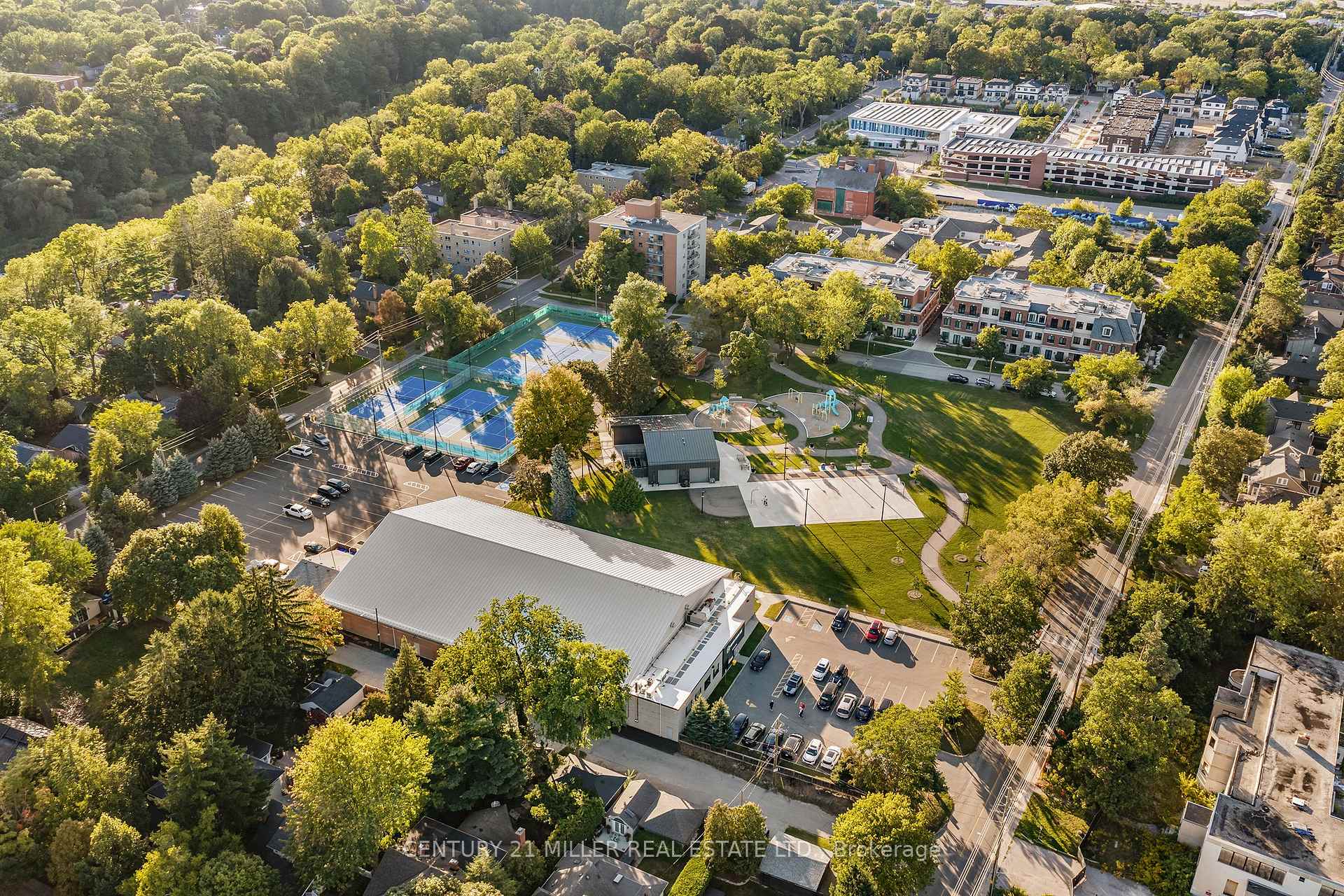 Photo 77 of 139 Allan Street, Oakville, Old Oakville — HOMEH