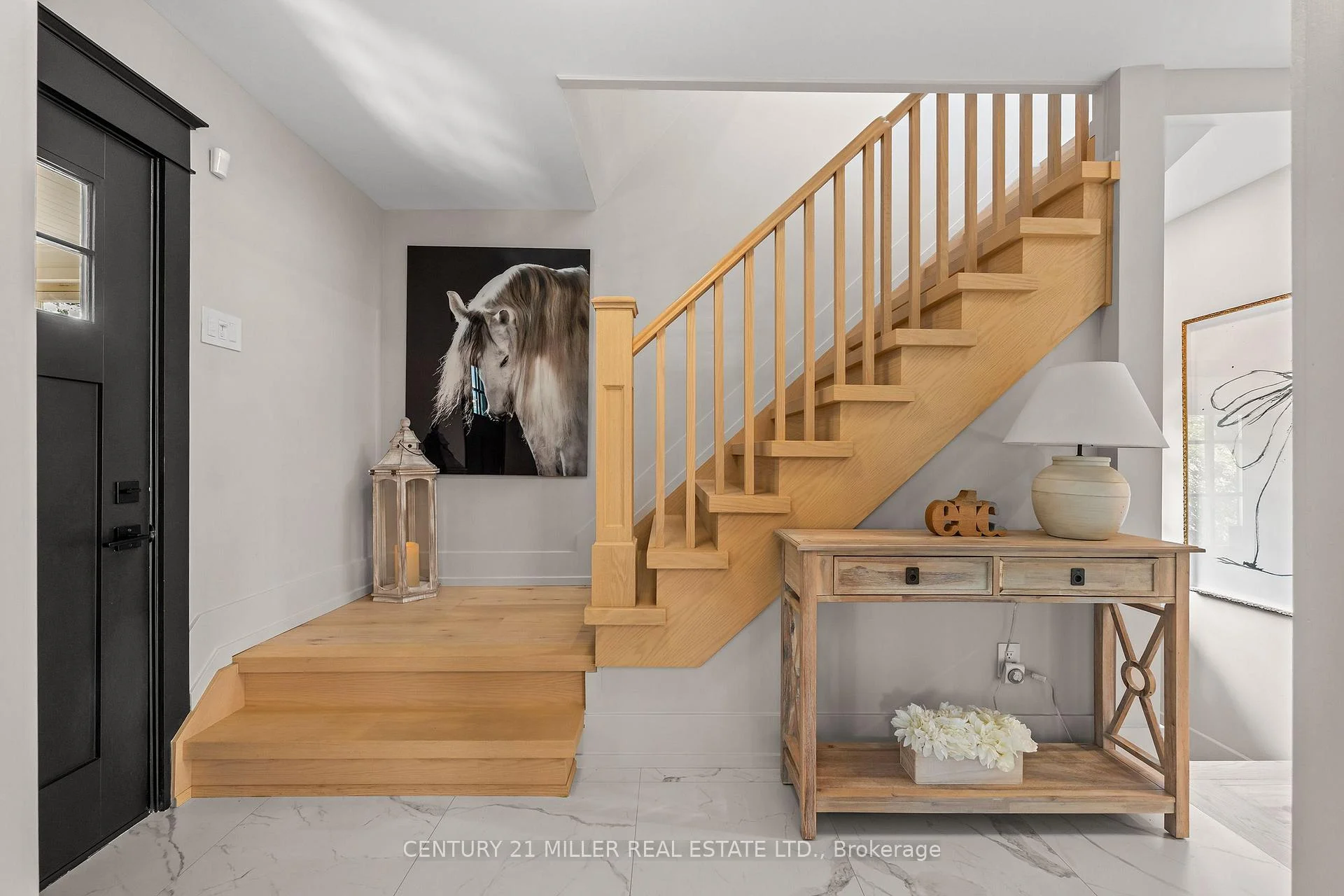 Photo 18 of 139 Allan Street, Oakville, Old Oakville — HOMEH