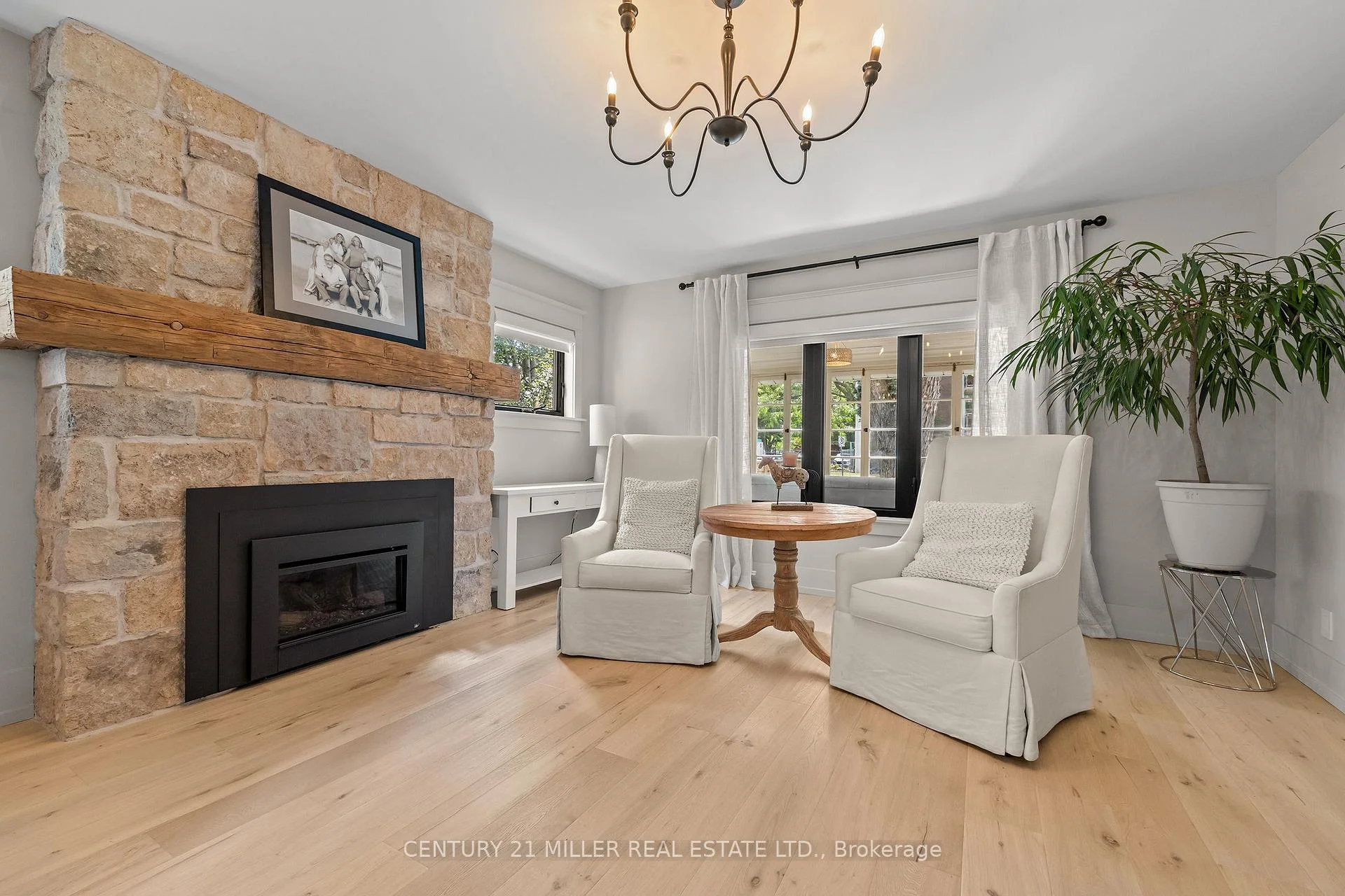 Photo 22 of 139 Allan Street, Oakville, Old Oakville — HOMEH