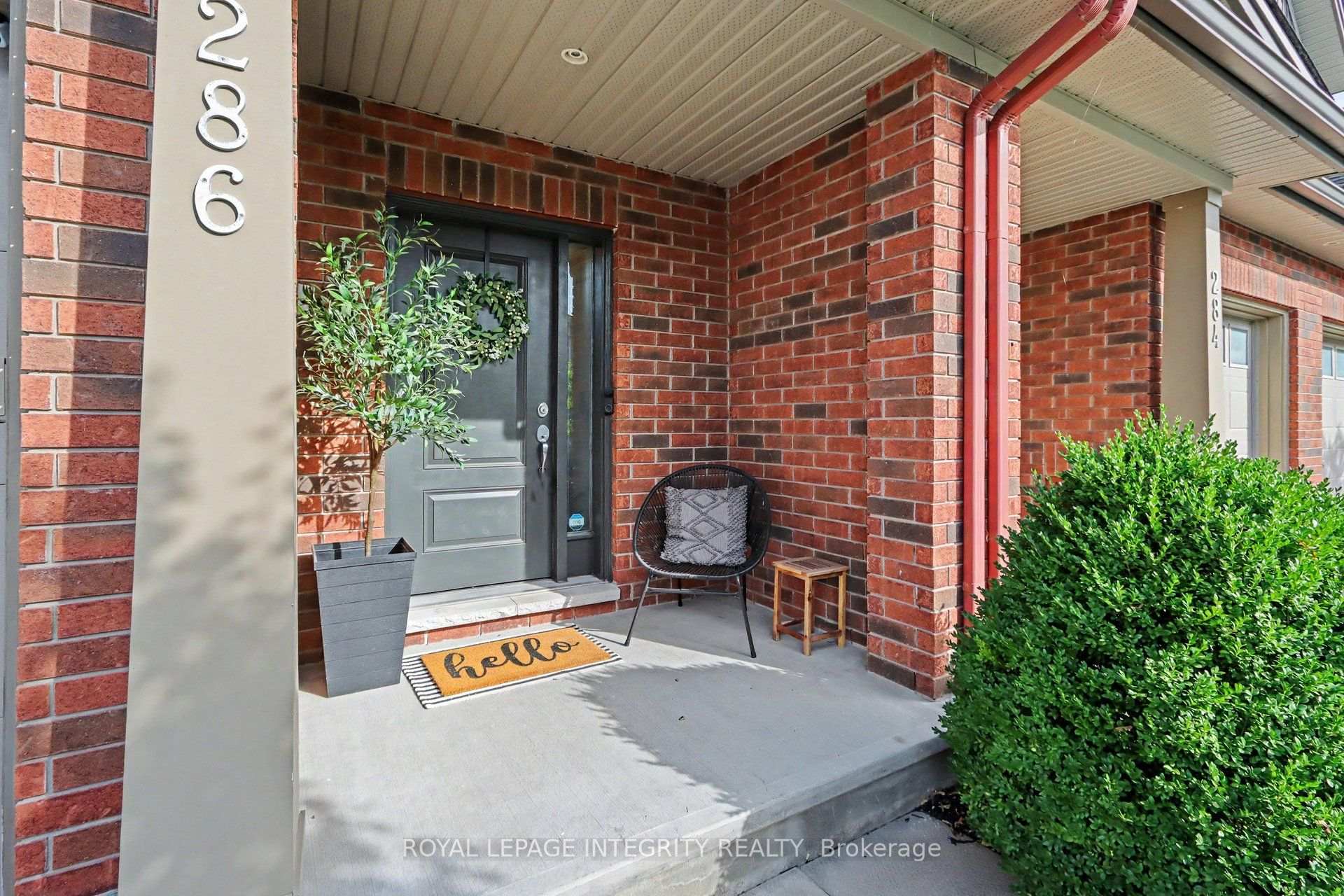 Photo 2 of 286 Fergus Crescent, Ottawa, Barrhaven - Cedargrove/Fraserdale — HOMEH