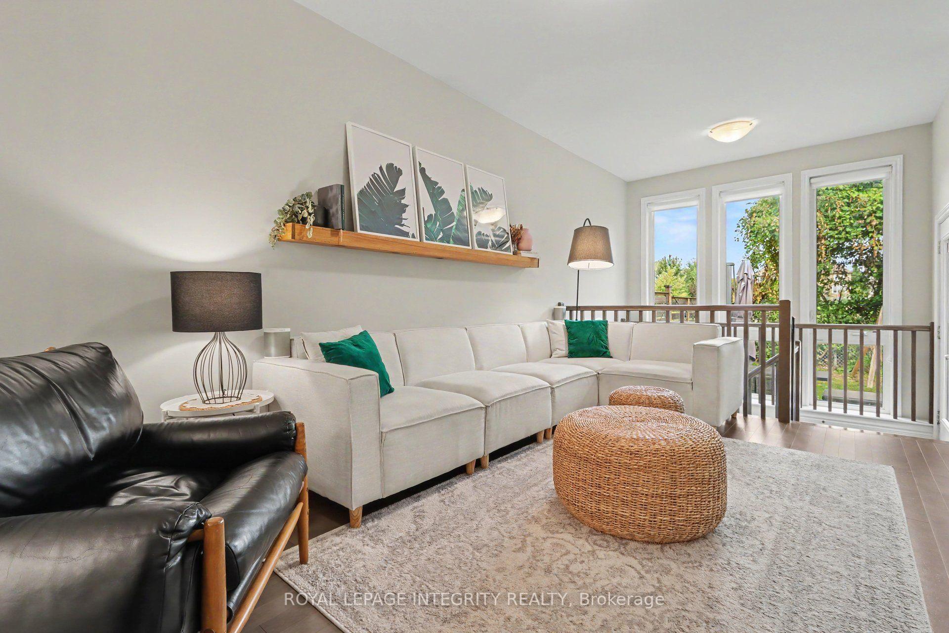 Photo 5 of 286 Fergus Crescent, Ottawa, Barrhaven - Cedargrove/Fraserdale — HOMEH