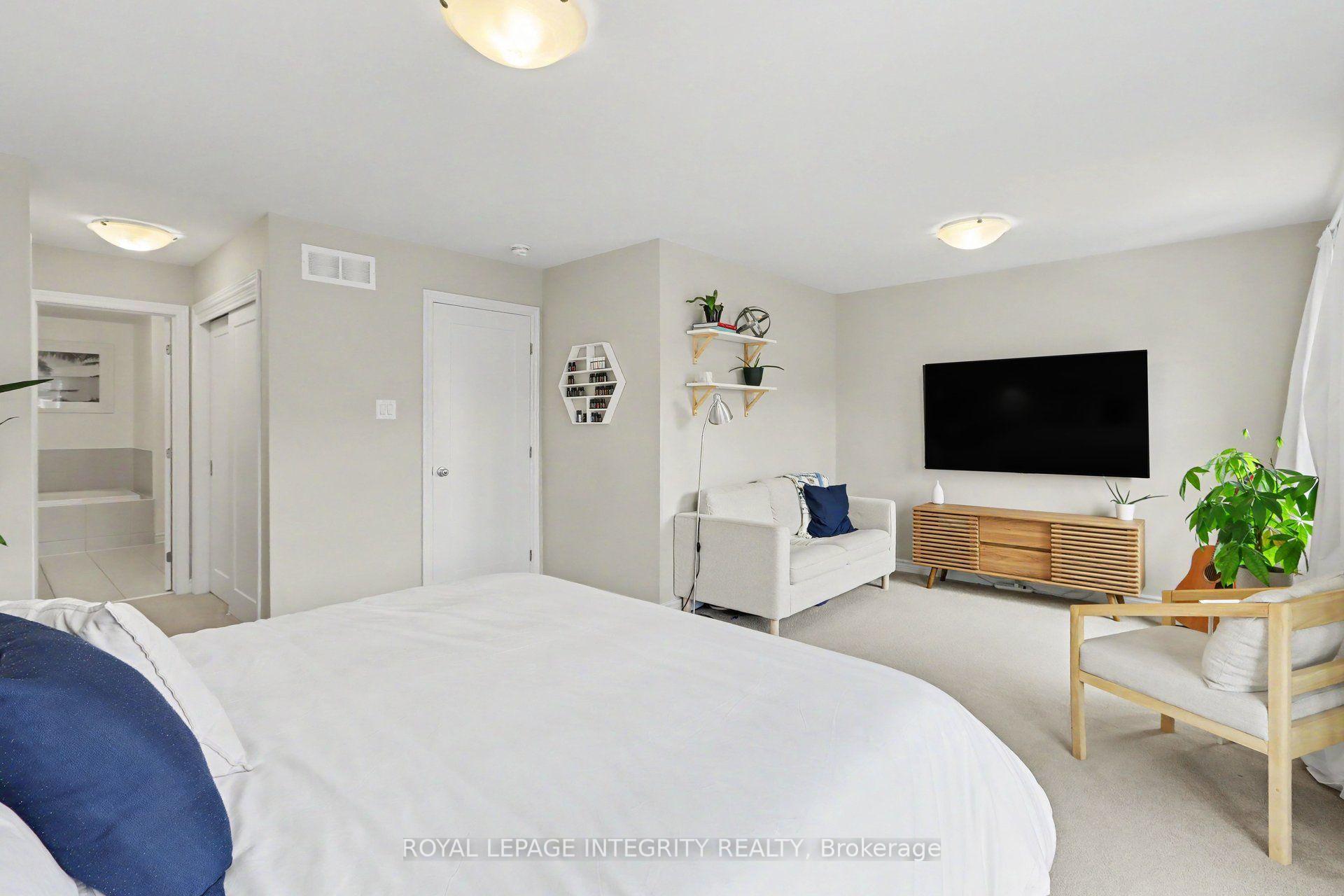 Photo 15 of 286 Fergus Crescent, Ottawa, Barrhaven - Cedargrove/Fraserdale — HOMEH