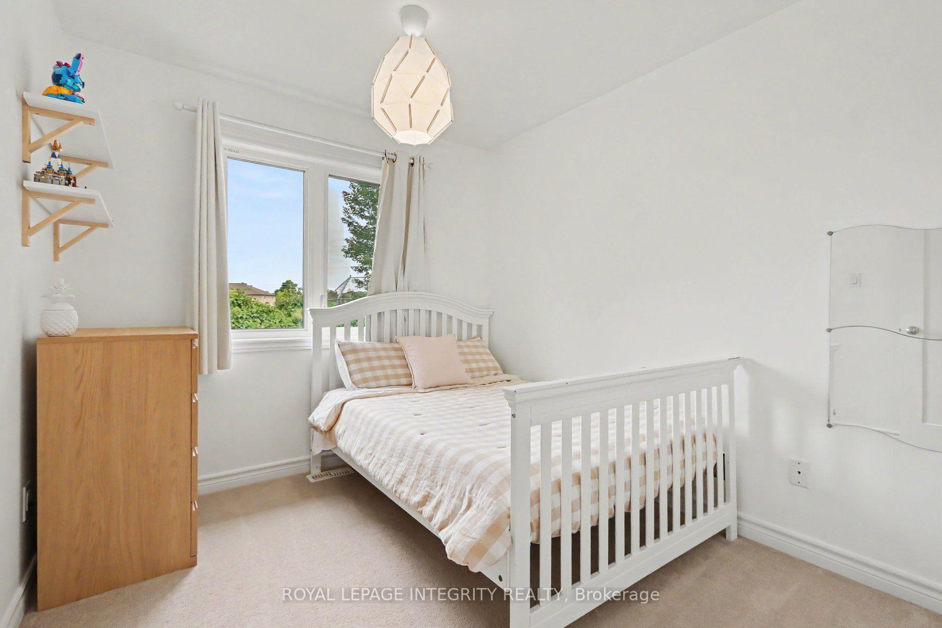 Photo 19 of 286 Fergus Crescent, Ottawa, Barrhaven - Cedargrove/Fraserdale — HOMEH