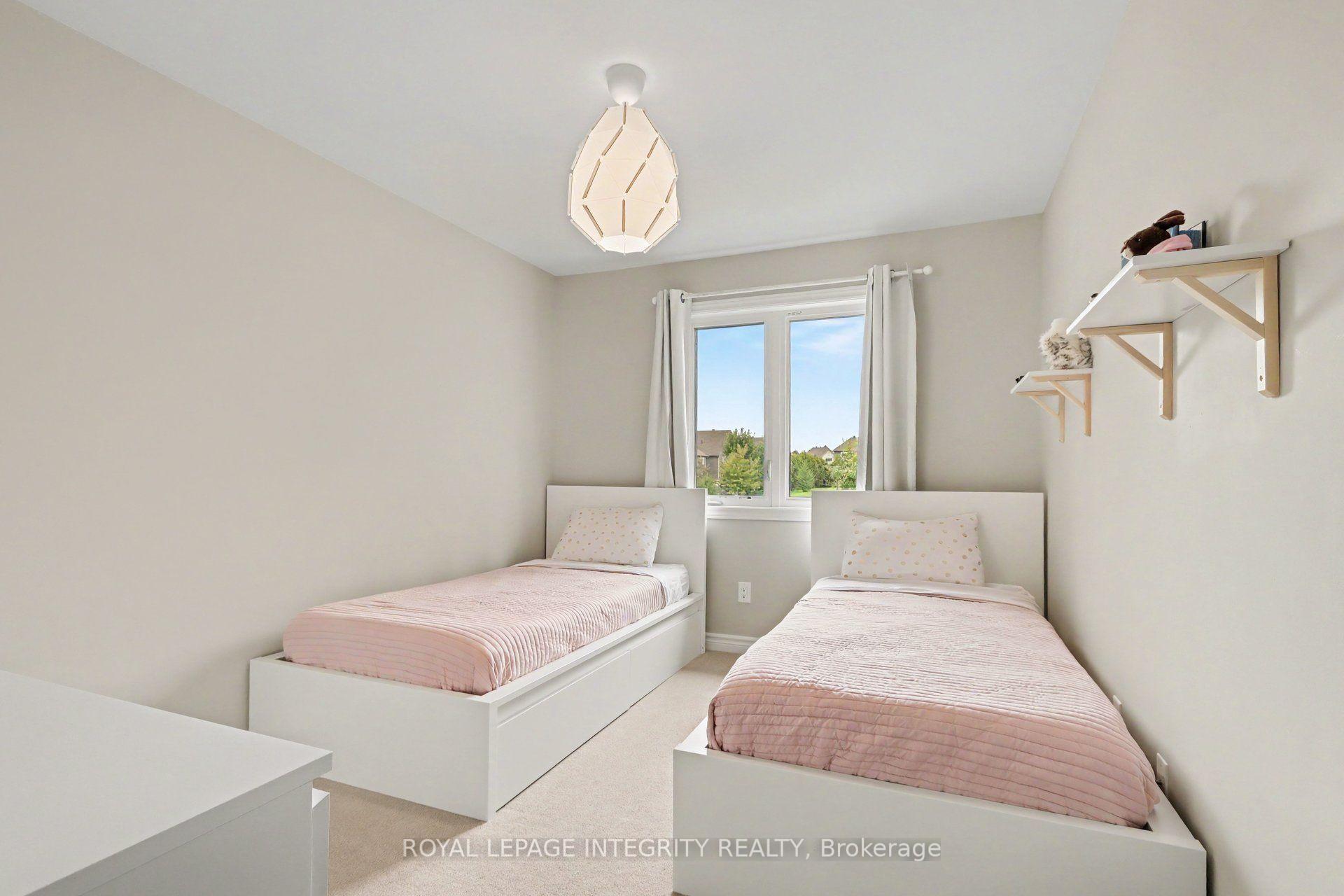 Photo 21 of 286 Fergus Crescent, Ottawa, Barrhaven - Cedargrove/Fraserdale — HOMEH