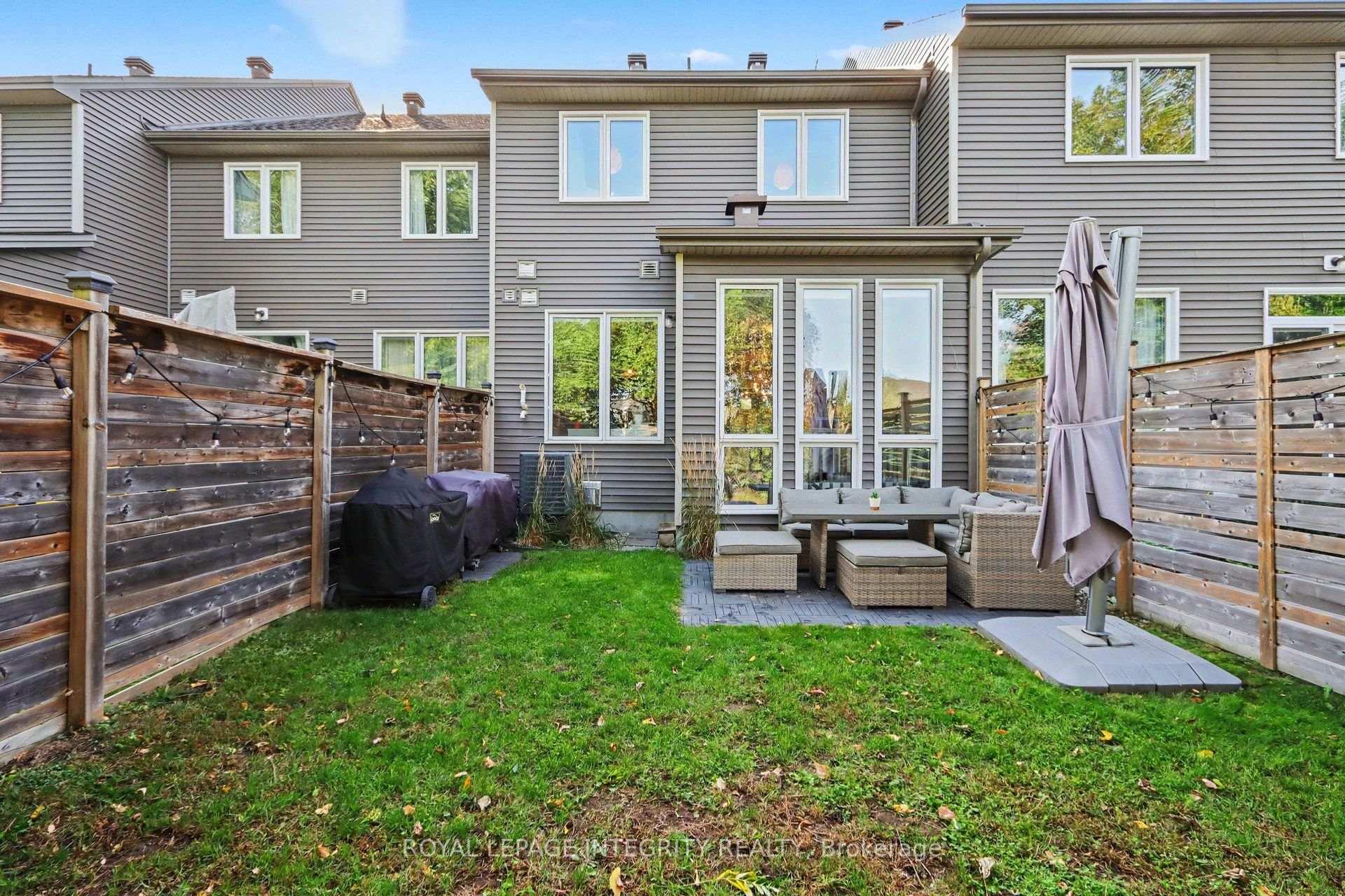 Photo 29 of 286 Fergus Crescent, Ottawa, Barrhaven - Cedargrove/Fraserdale — HOMEH