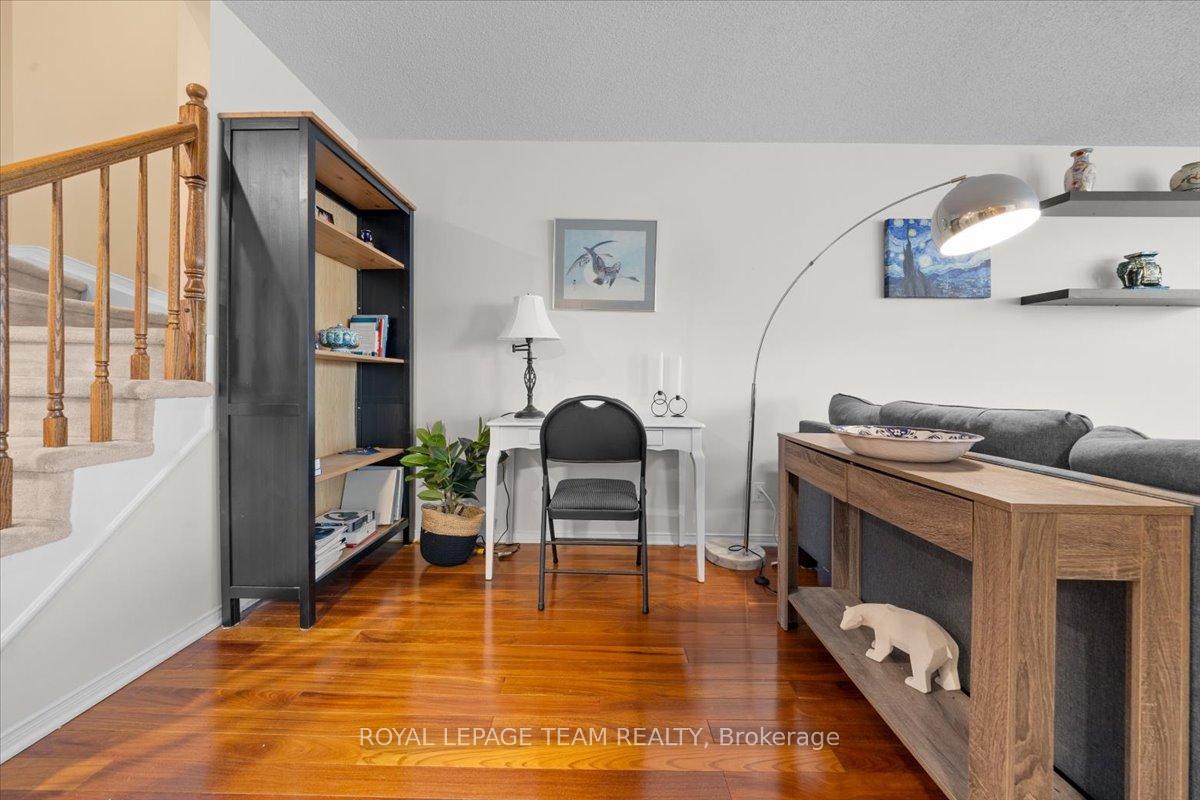 Photo 9 of 115 Fairlop Way, Ottawa, Barrhaven - Longfields — HOMEH