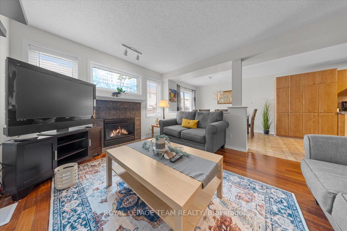 Photo 11 of 115 Fairlop Way, Ottawa, Barrhaven - Longfields — HOMEH