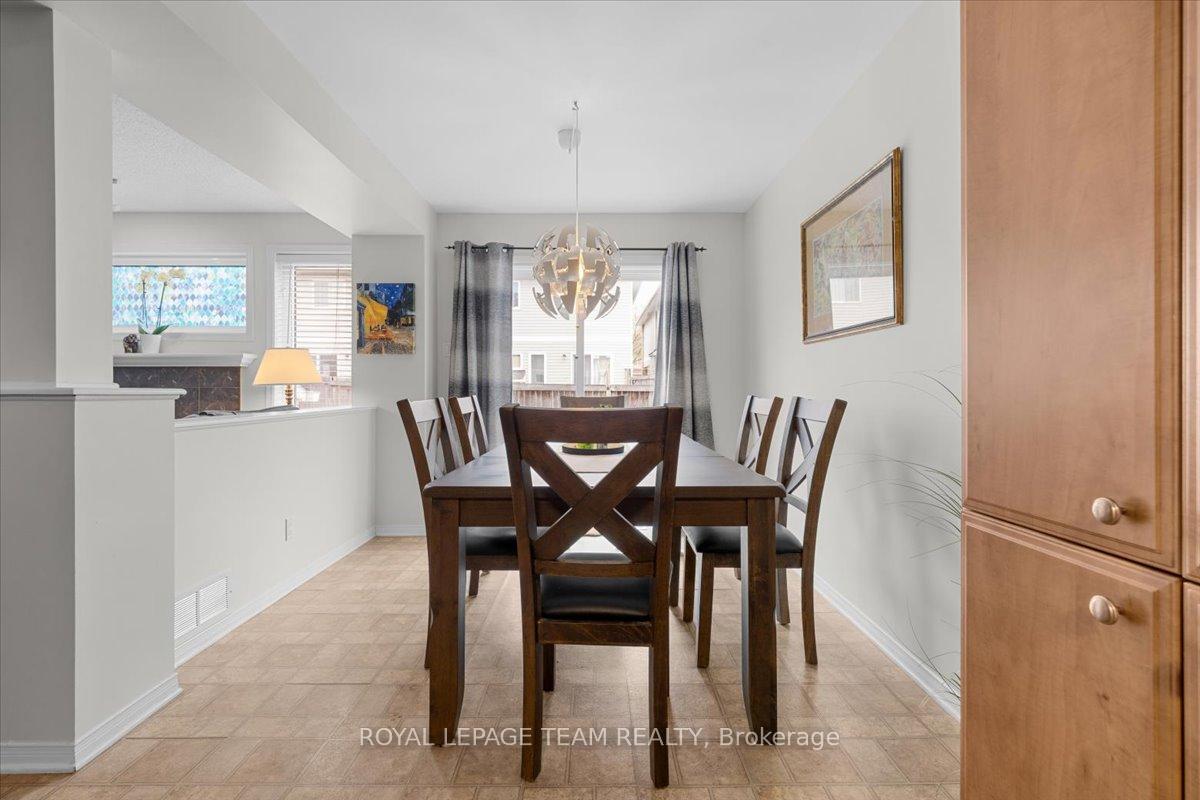 Photo 17 of 115 Fairlop Way, Ottawa, Barrhaven - Longfields — HOMEH