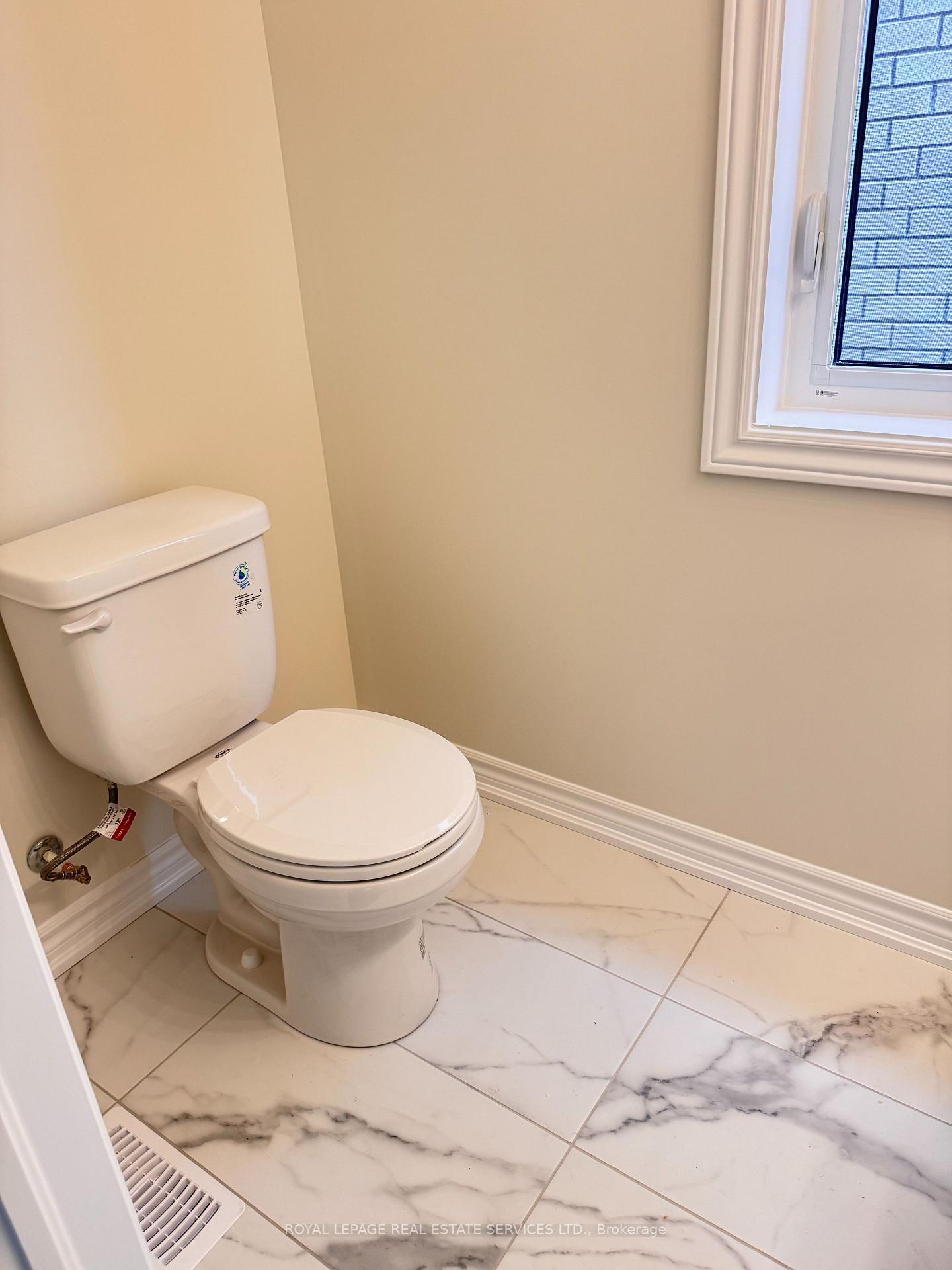 Photo 16 of 46 Postill Street, Brant, Paris — HOMEH