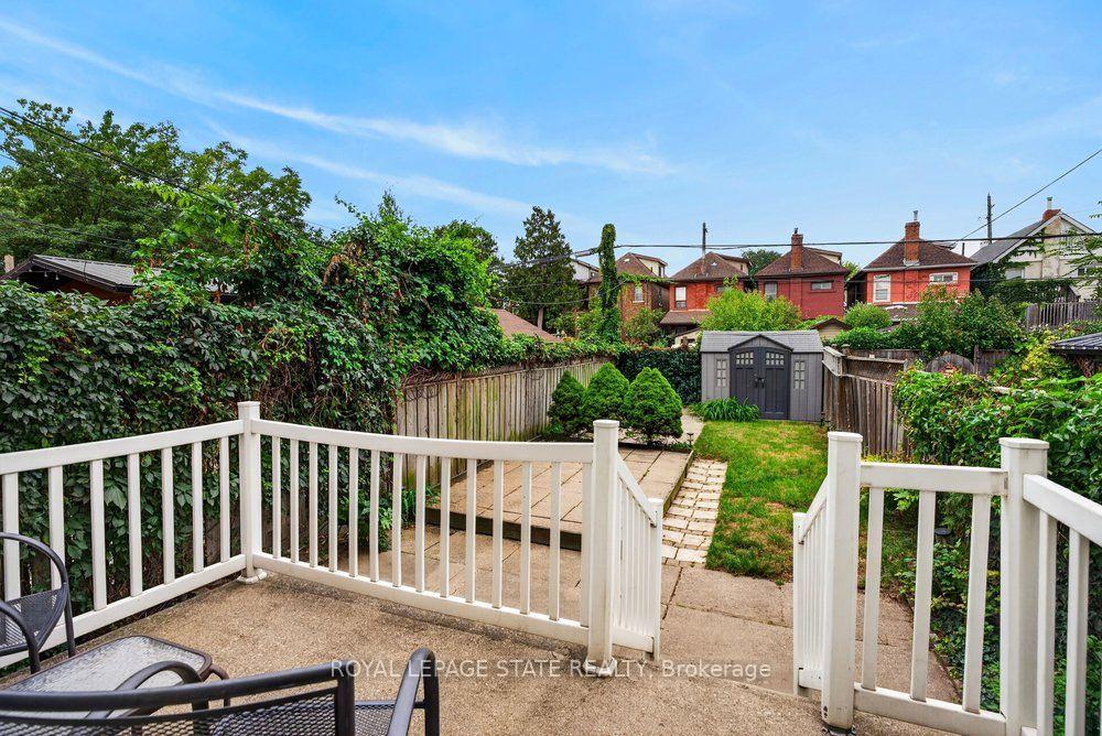 Photo 9 of 23 Garfield Avenue N, Hamilton, Stipley — HOMEH
