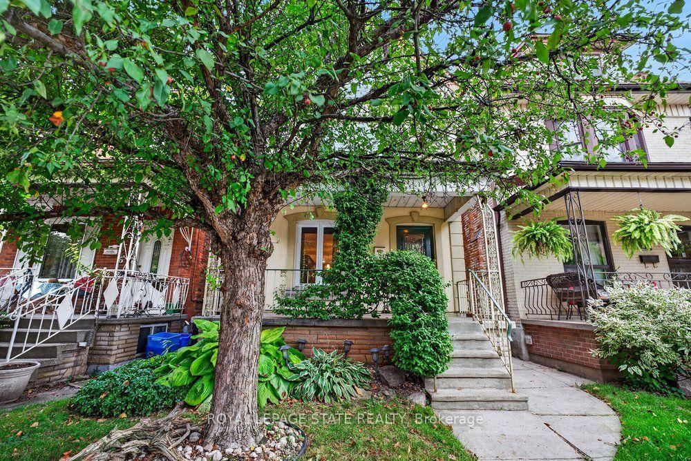 Photo 10 of 23 Garfield Avenue N, Hamilton, Stipley — HOMEH