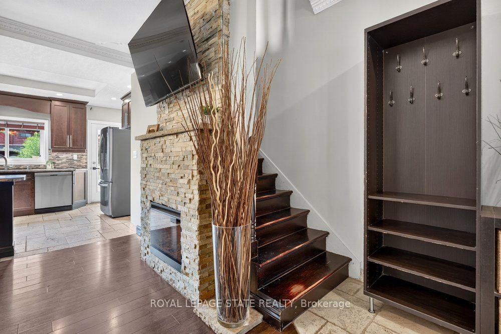 Photo 26 of 23 Garfield Avenue N, Hamilton, Stipley — HOMEH