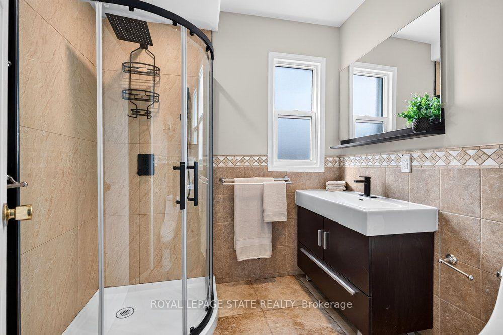 Photo 34 of 23 Garfield Avenue N, Hamilton, Stipley — HOMEH