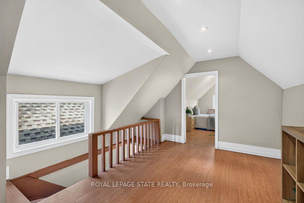 Photo 37 of 23 Garfield Avenue N, Hamilton, Stipley — HOMEH