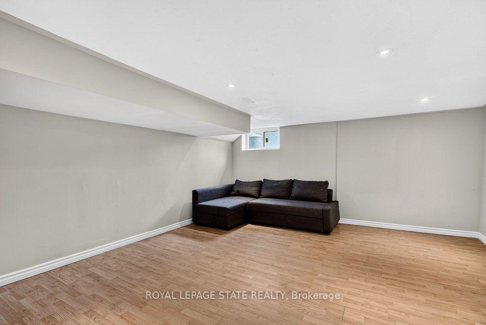 Photo 41 of 23 Garfield Avenue N, Hamilton, Stipley — HOMEH
